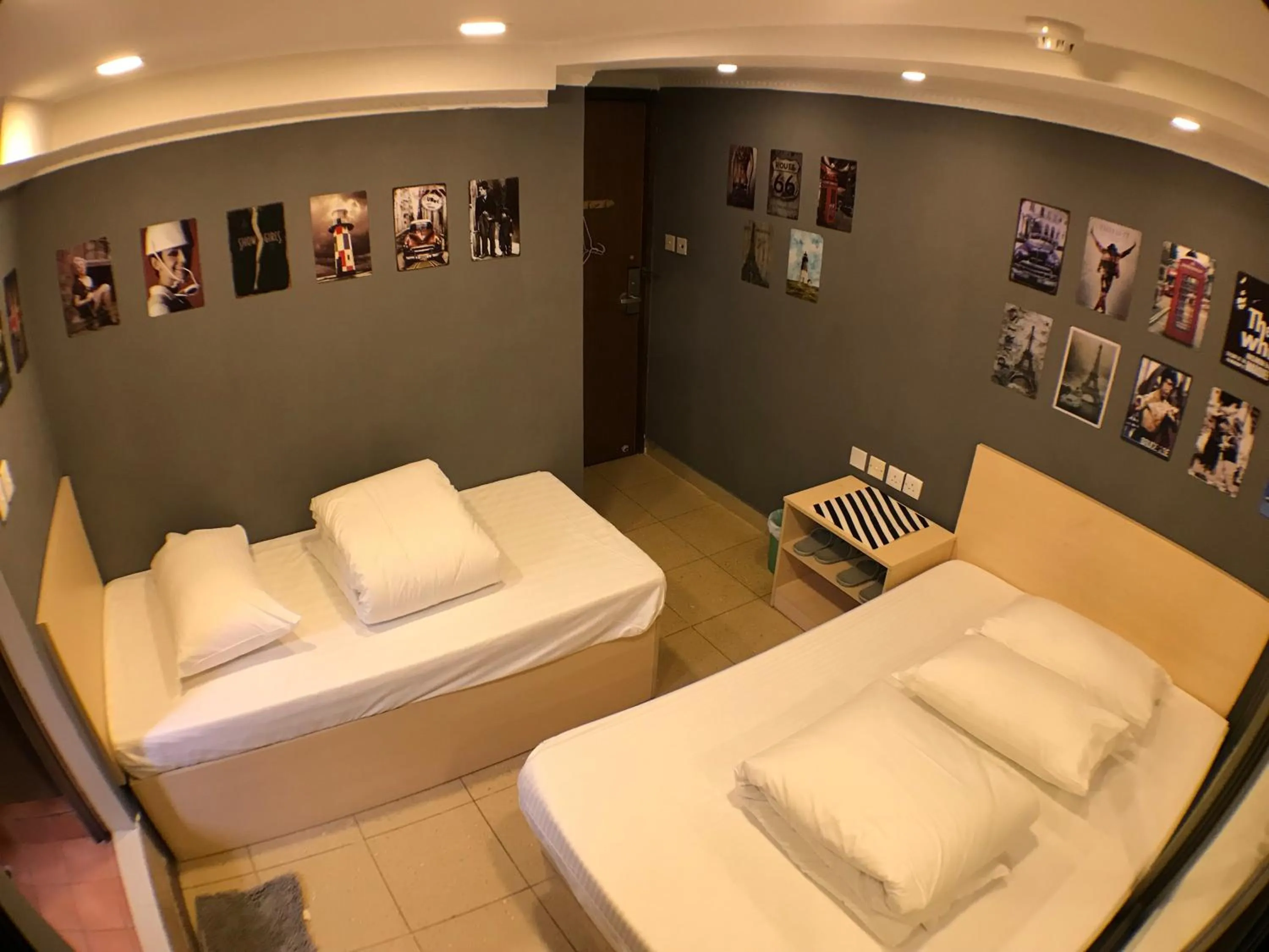 Bed in The House (Baguio)