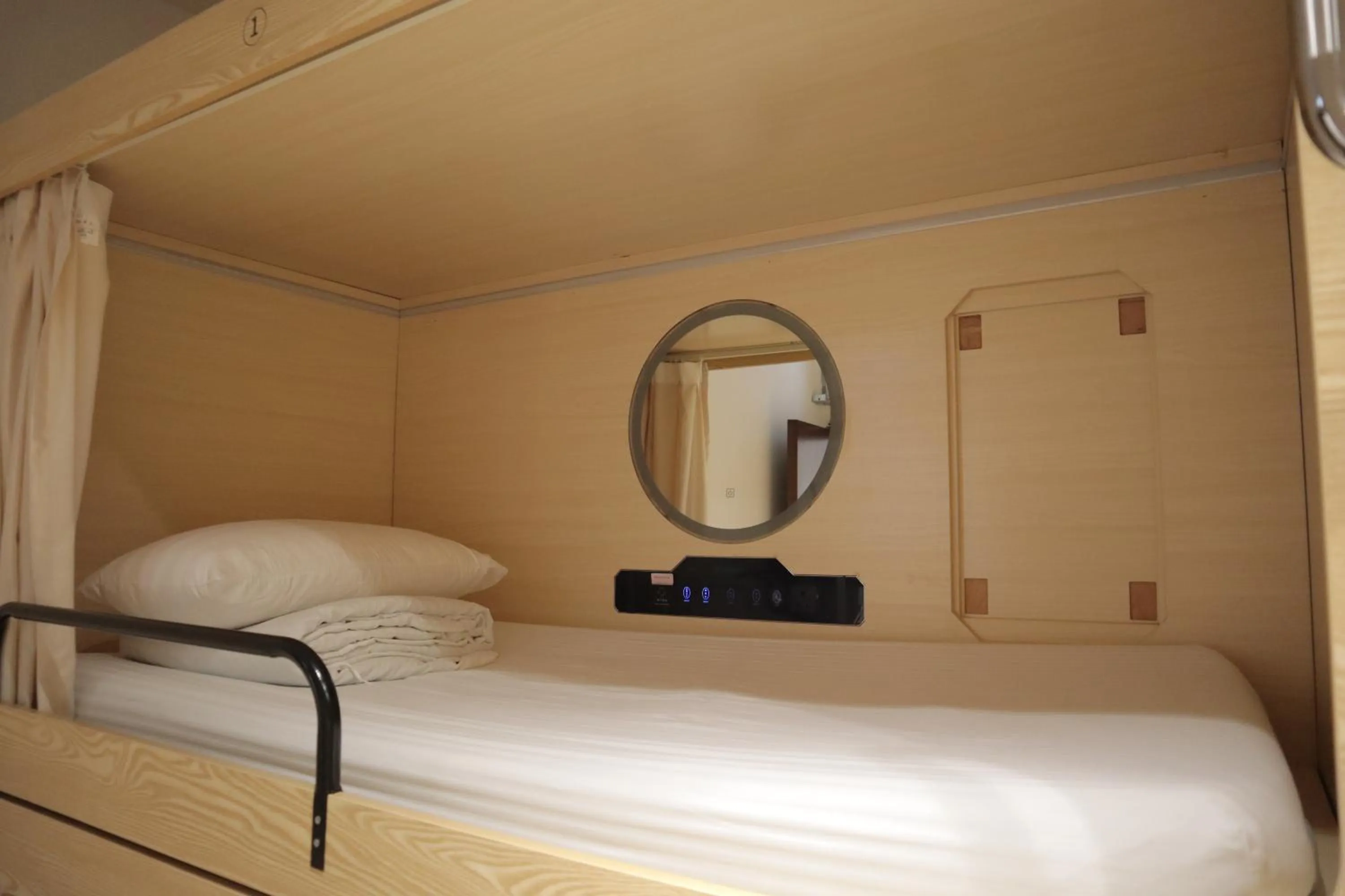 Bed in The House (Baguio)