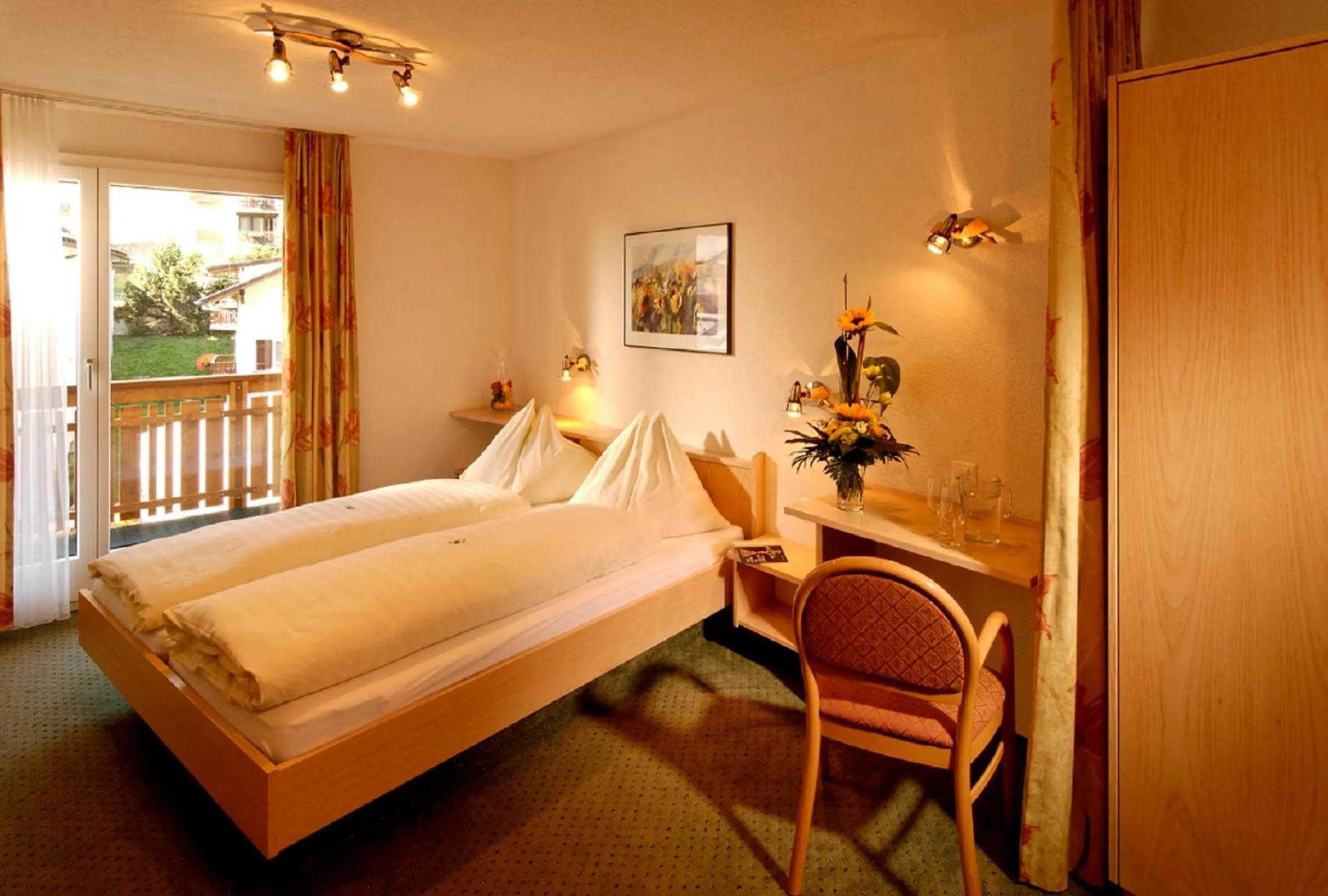 Bedroom, Bed in Park-Hotel Saas- Fee