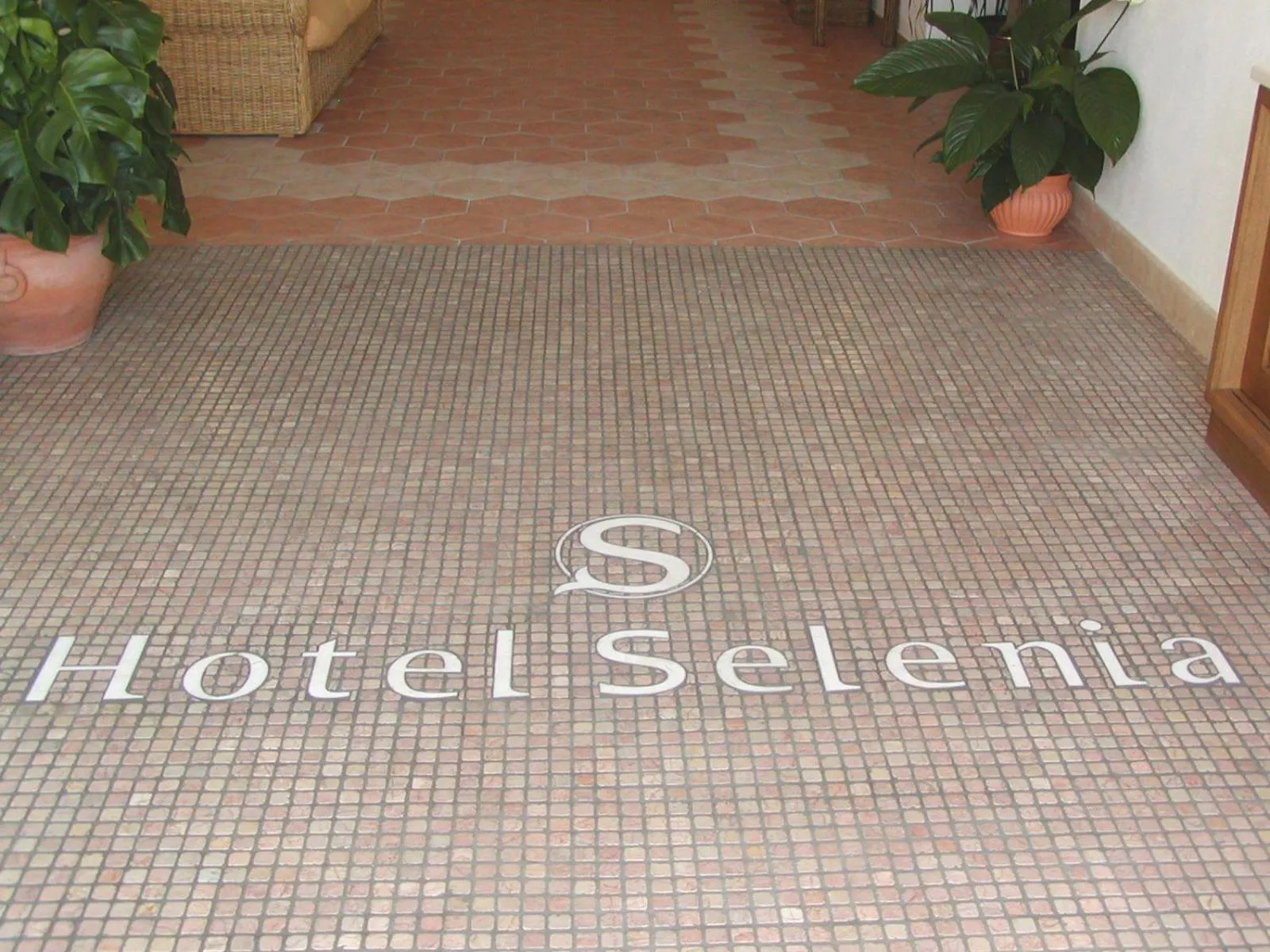 Day in Hotel Selenia Residence