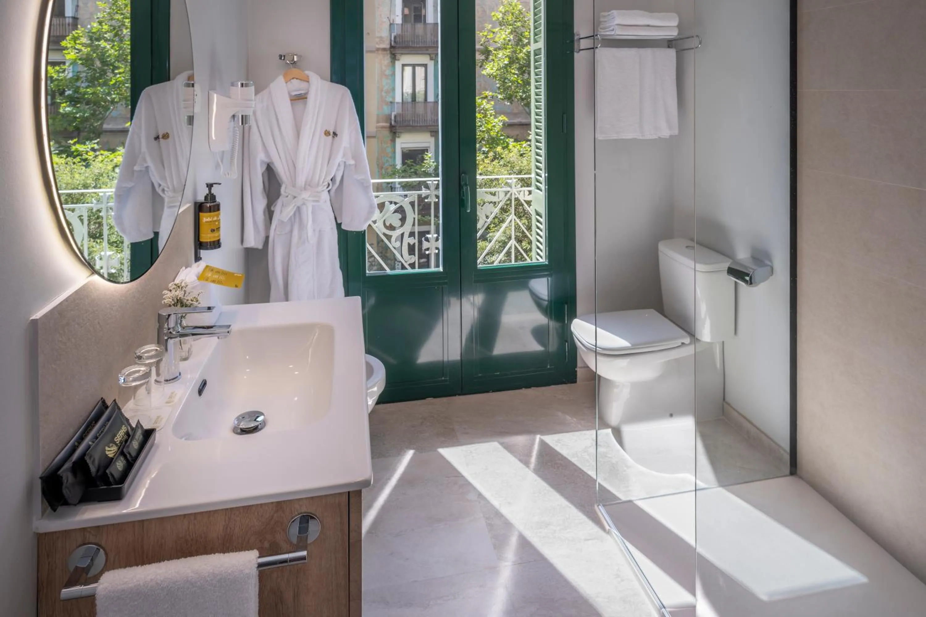 Bathroom in SERHS Carlit Boutique Hotel