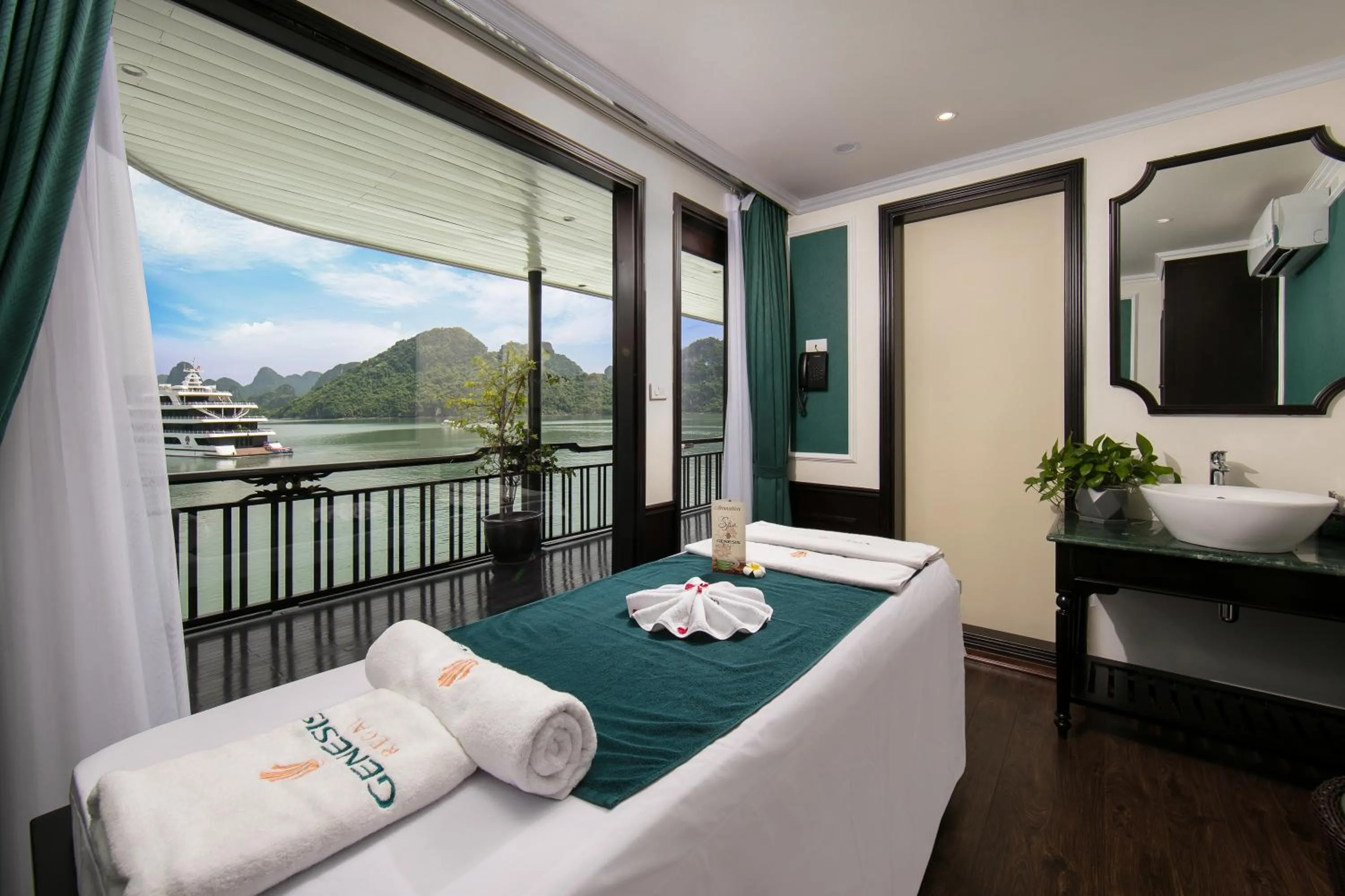 Spa and wellness centre/facilities, Bed in Genesis Luxury Regal Cruise by Premier Group