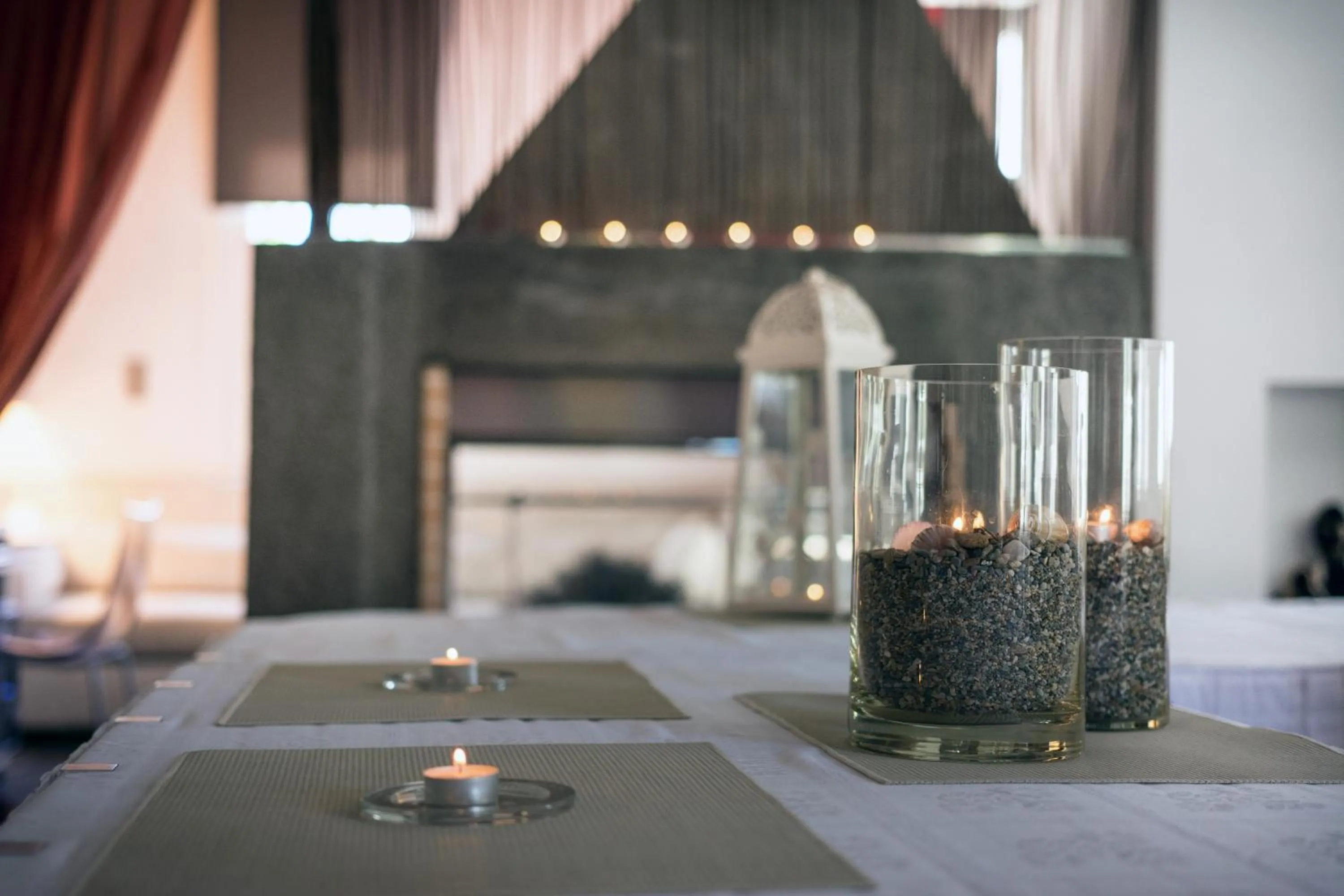 Restaurant/places to eat in Hotel Nefeli