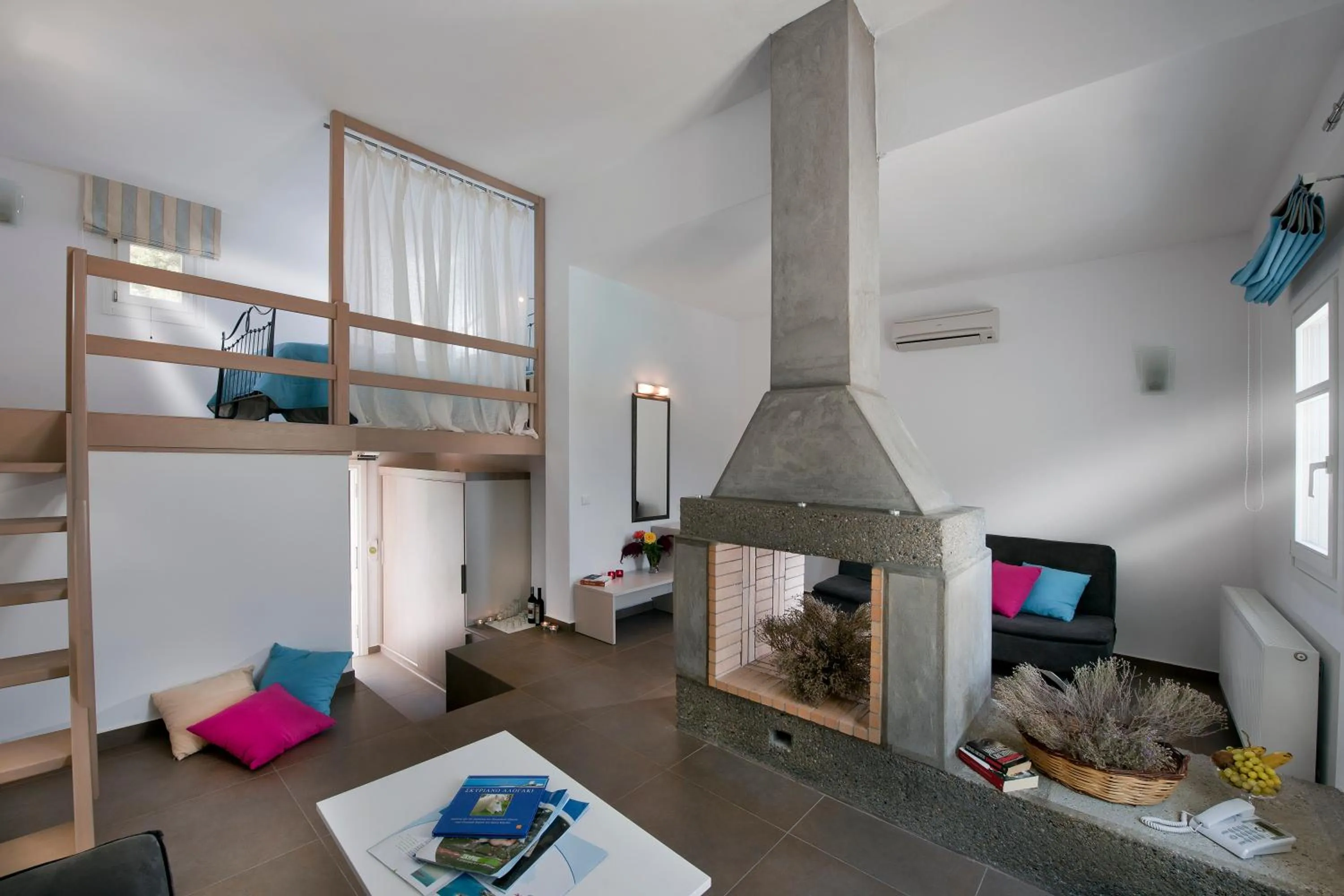 Photo of the whole room in Hotel Nefeli