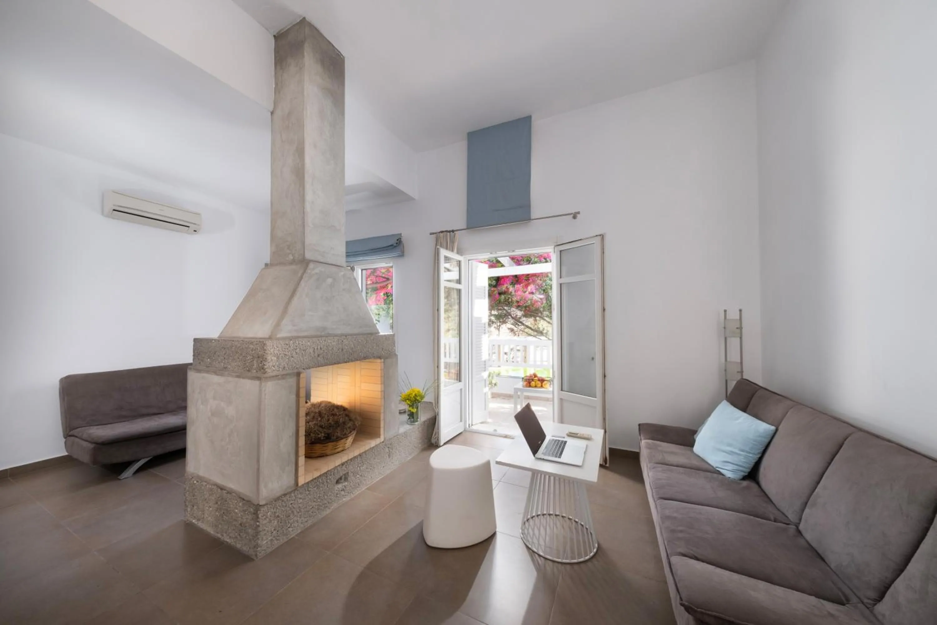 Seating area in Hotel Nefeli