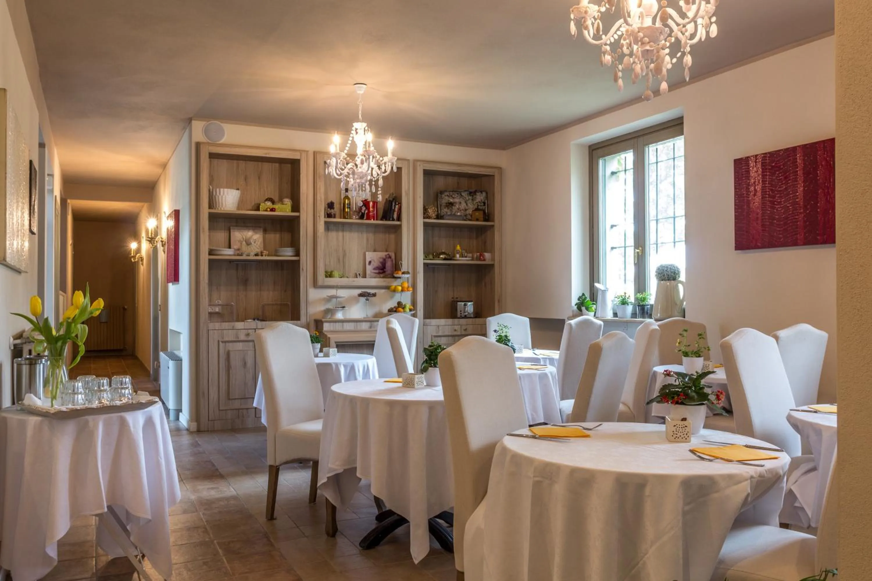 Spring in La Maison De Vì