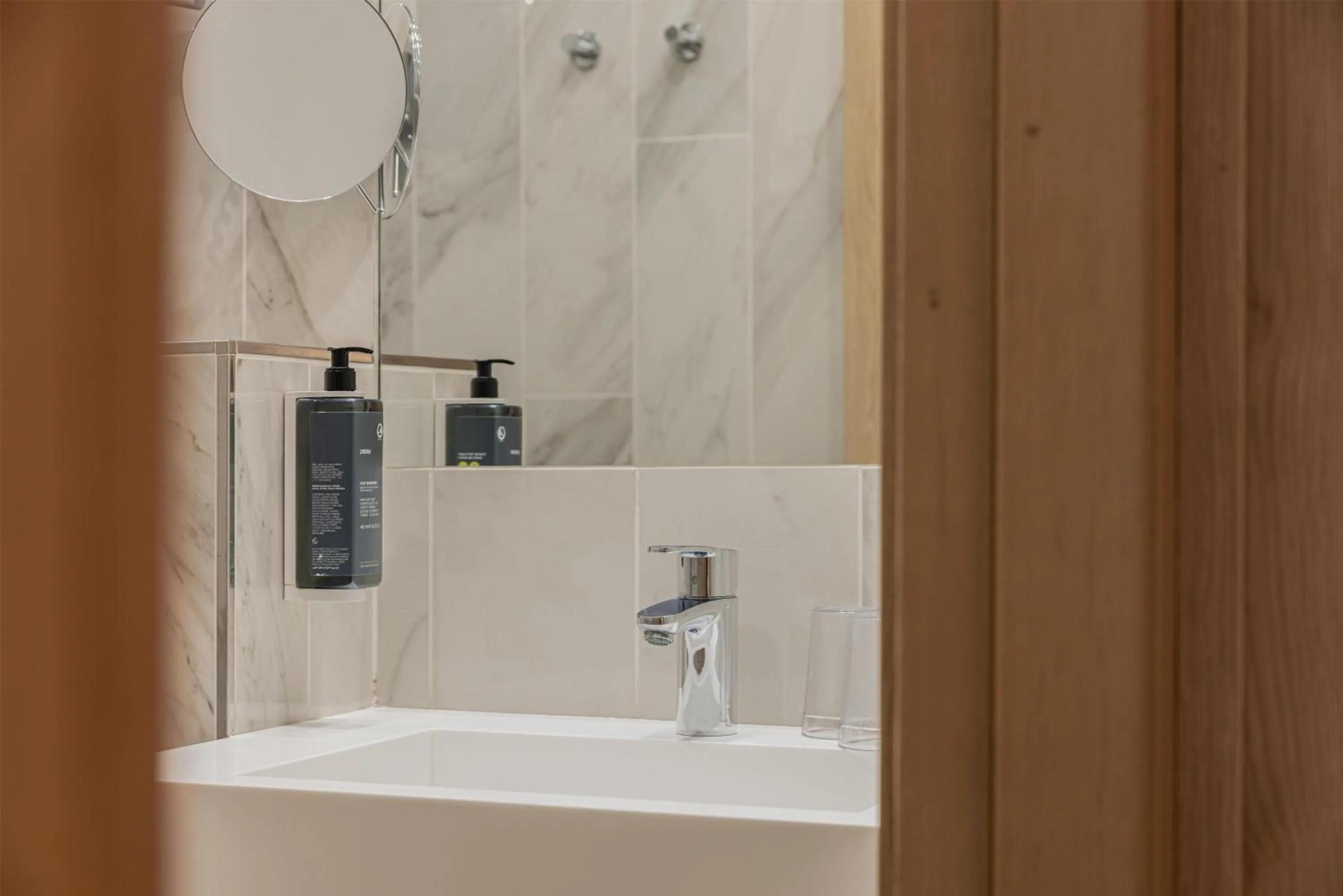 Bathroom in Best Western Plus Comedie Saint Roch