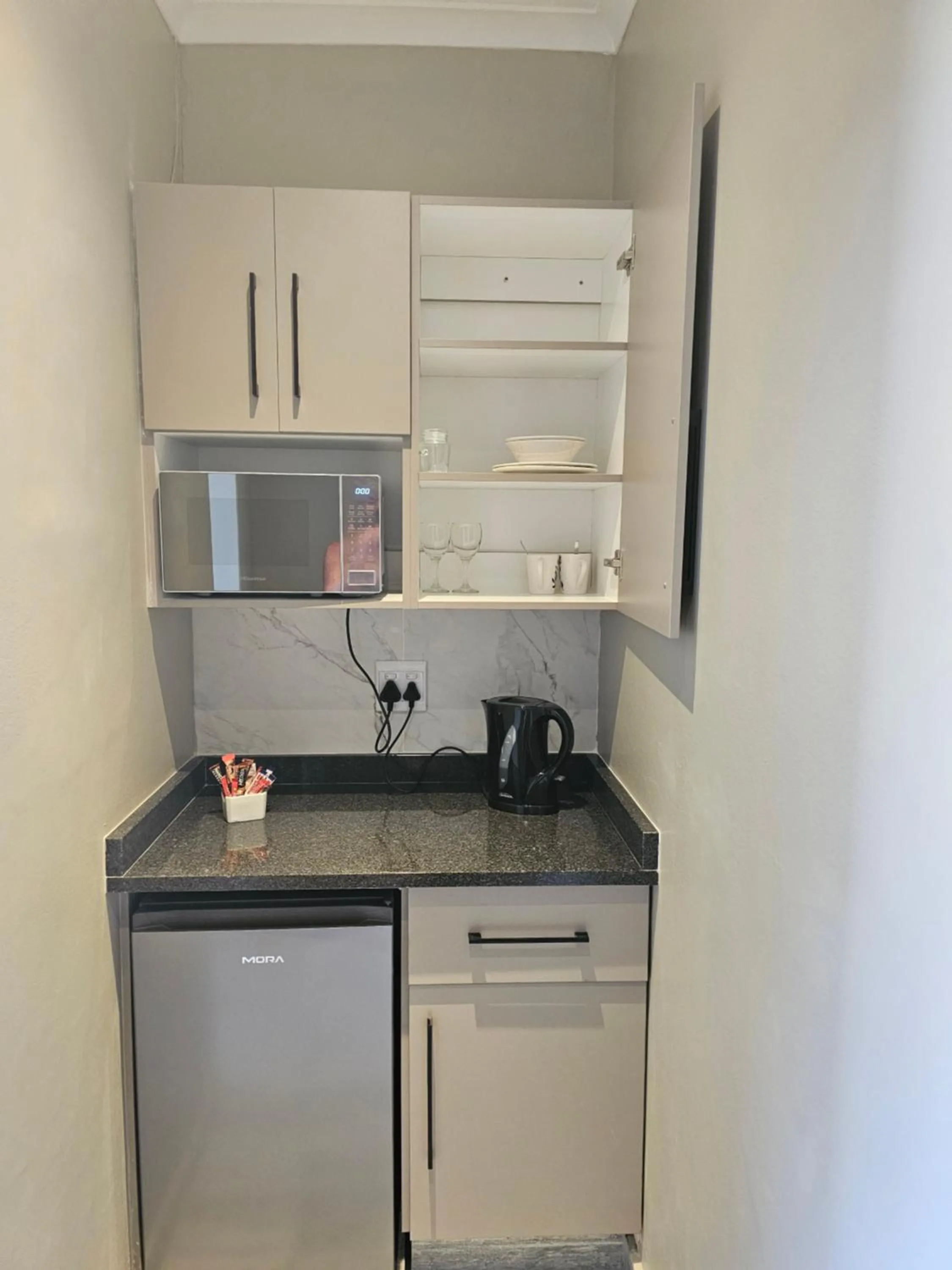 Kitchen or kitchenette in The Armagh Guesthouse