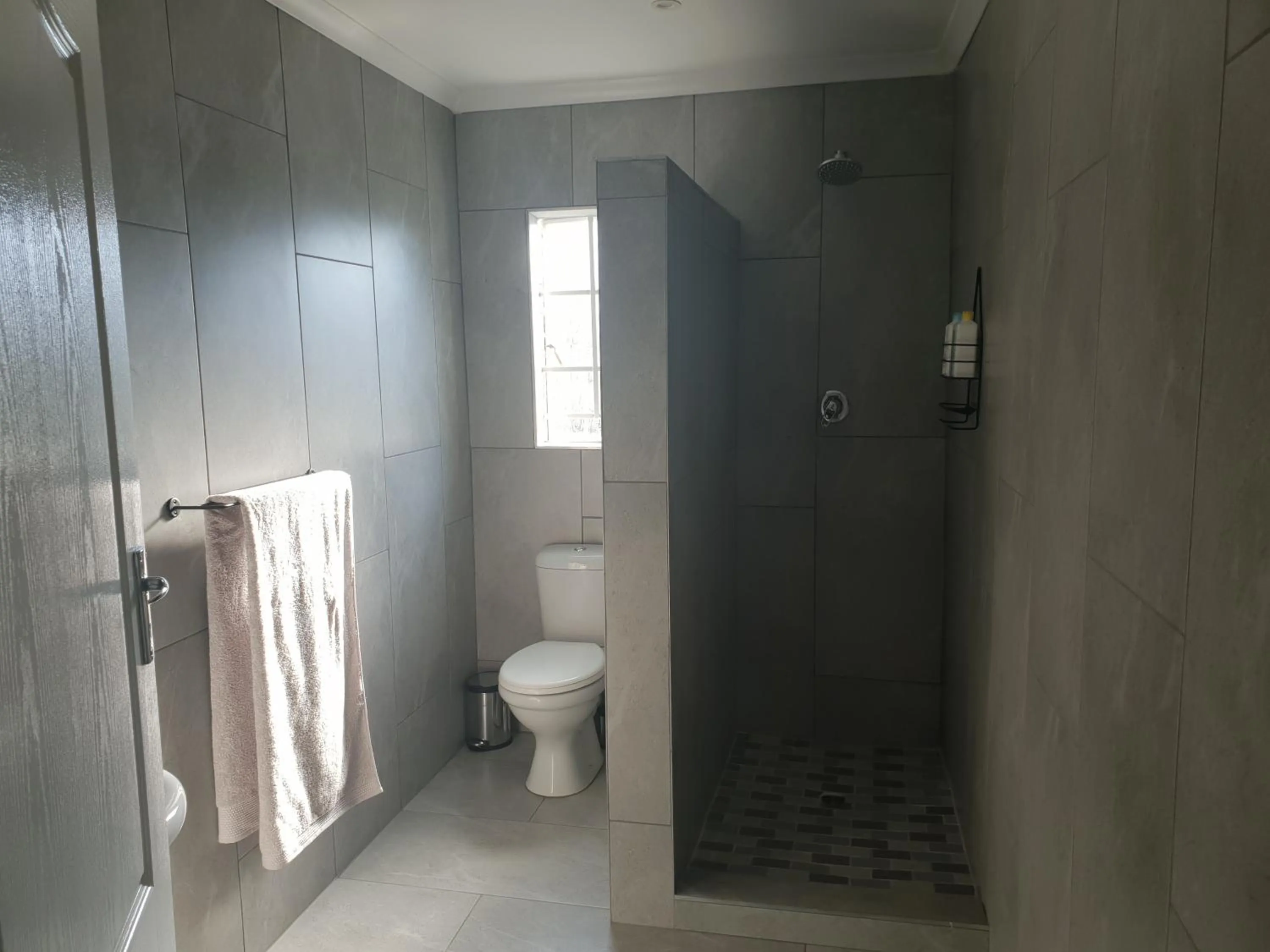 Shower in The Armagh Guesthouse