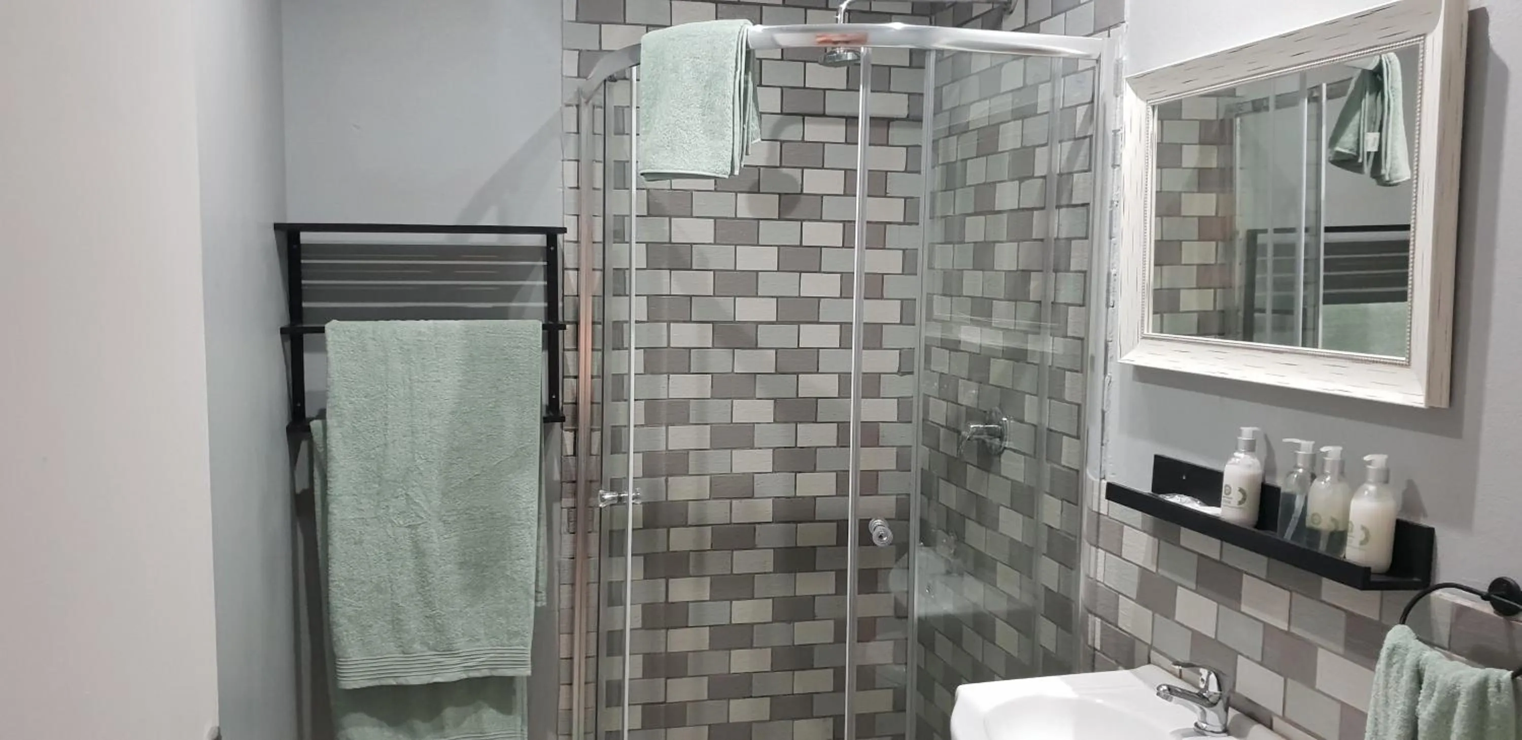 Bathroom in The Armagh Guesthouse