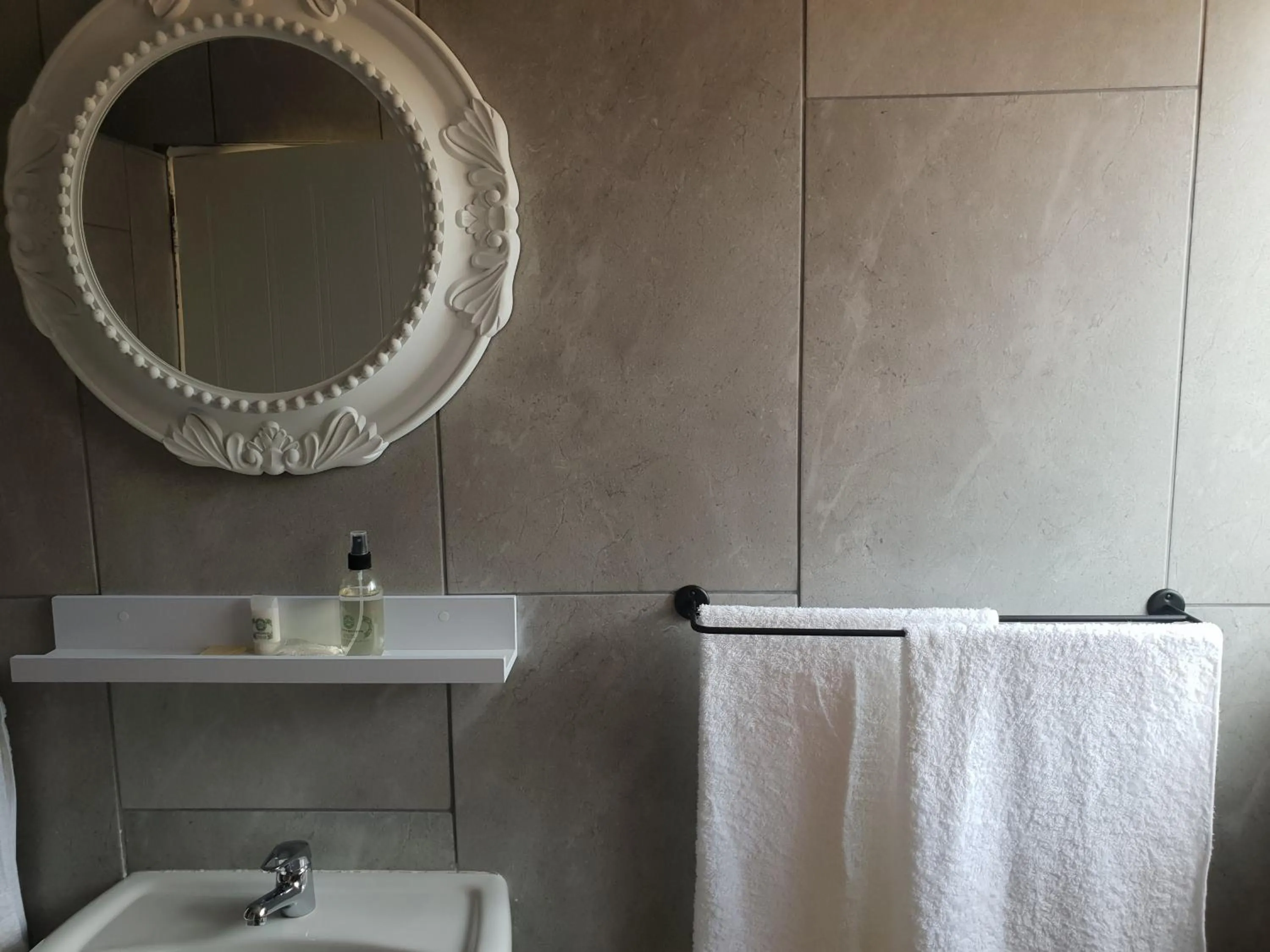 Bathroom in The Armagh Guesthouse