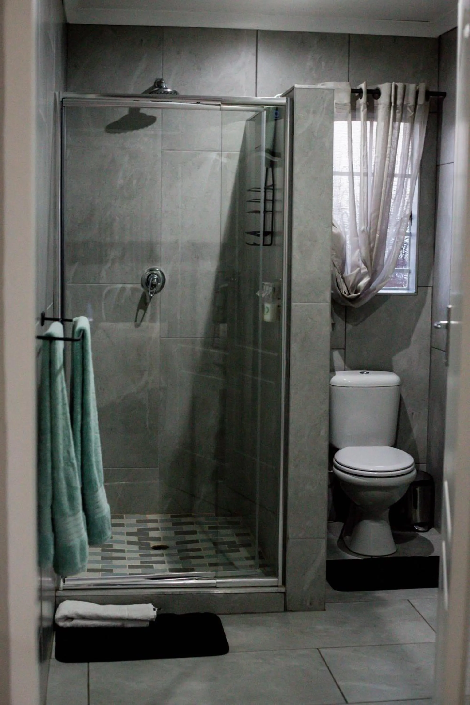 Shower in The Armagh Guesthouse