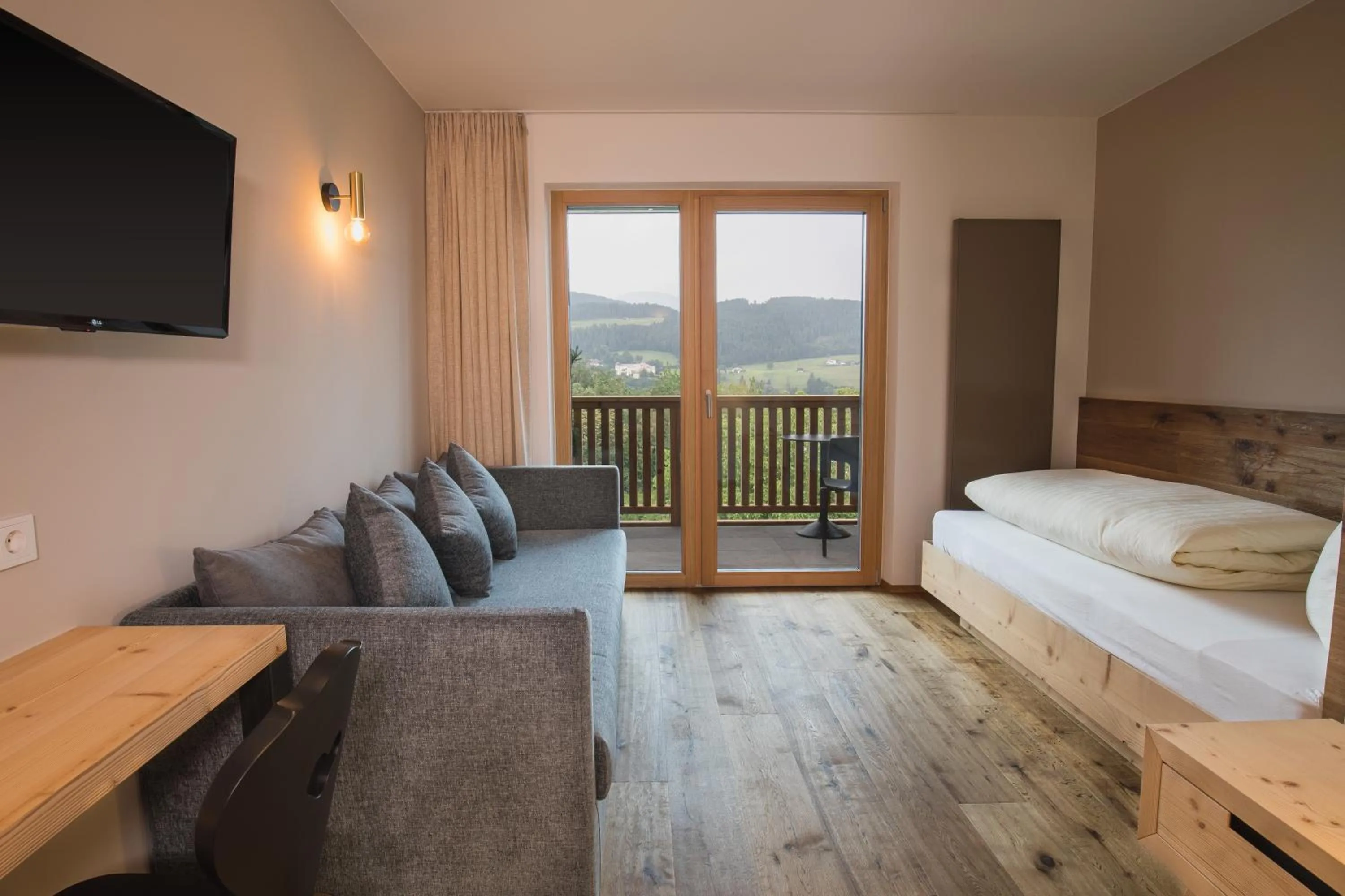 Balcony/Terrace, Bed in Hotel Garni Mitterstieler