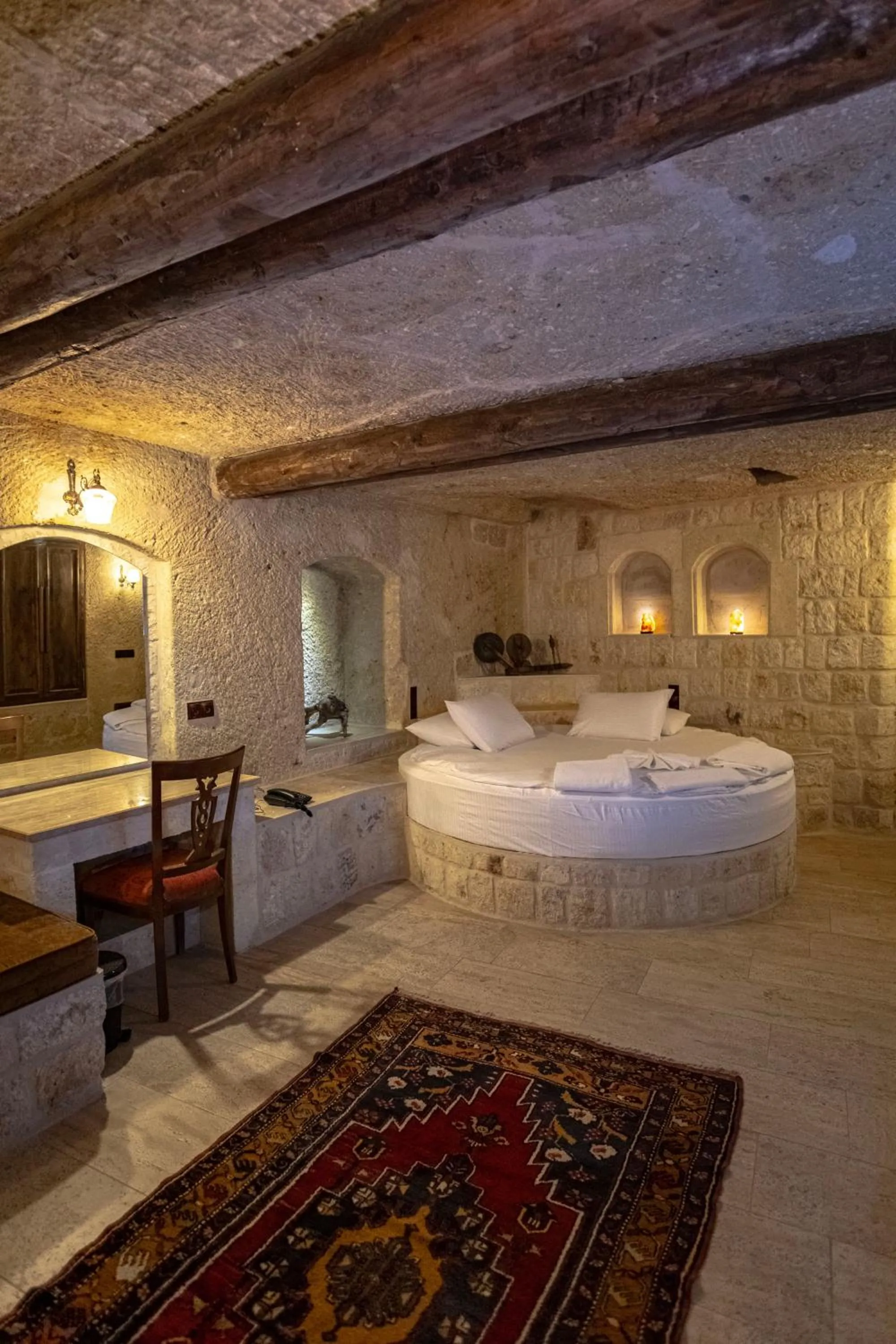 Bed in Kemerhan Cave Suites