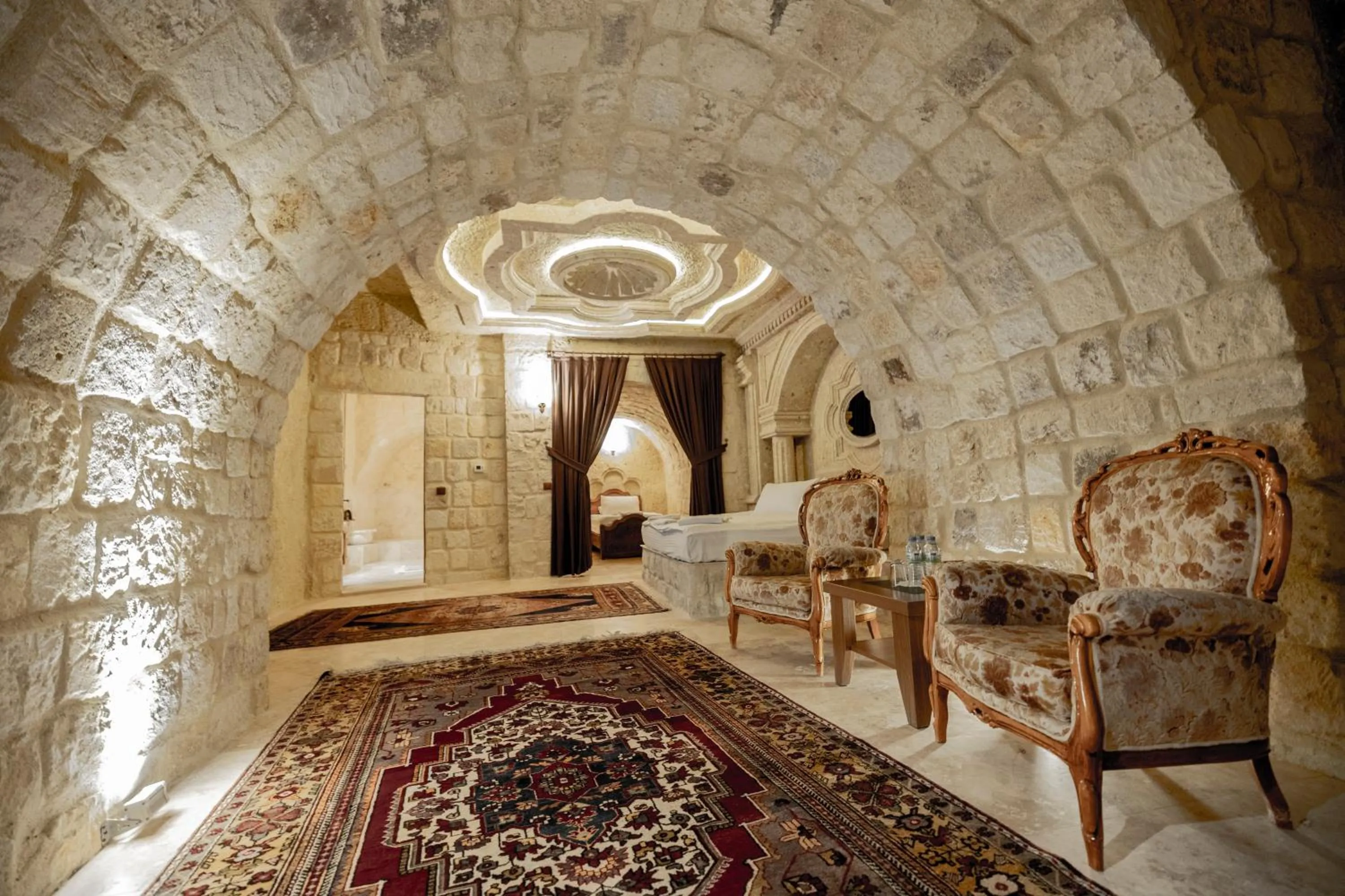 Bed in Kemerhan Cave Suites