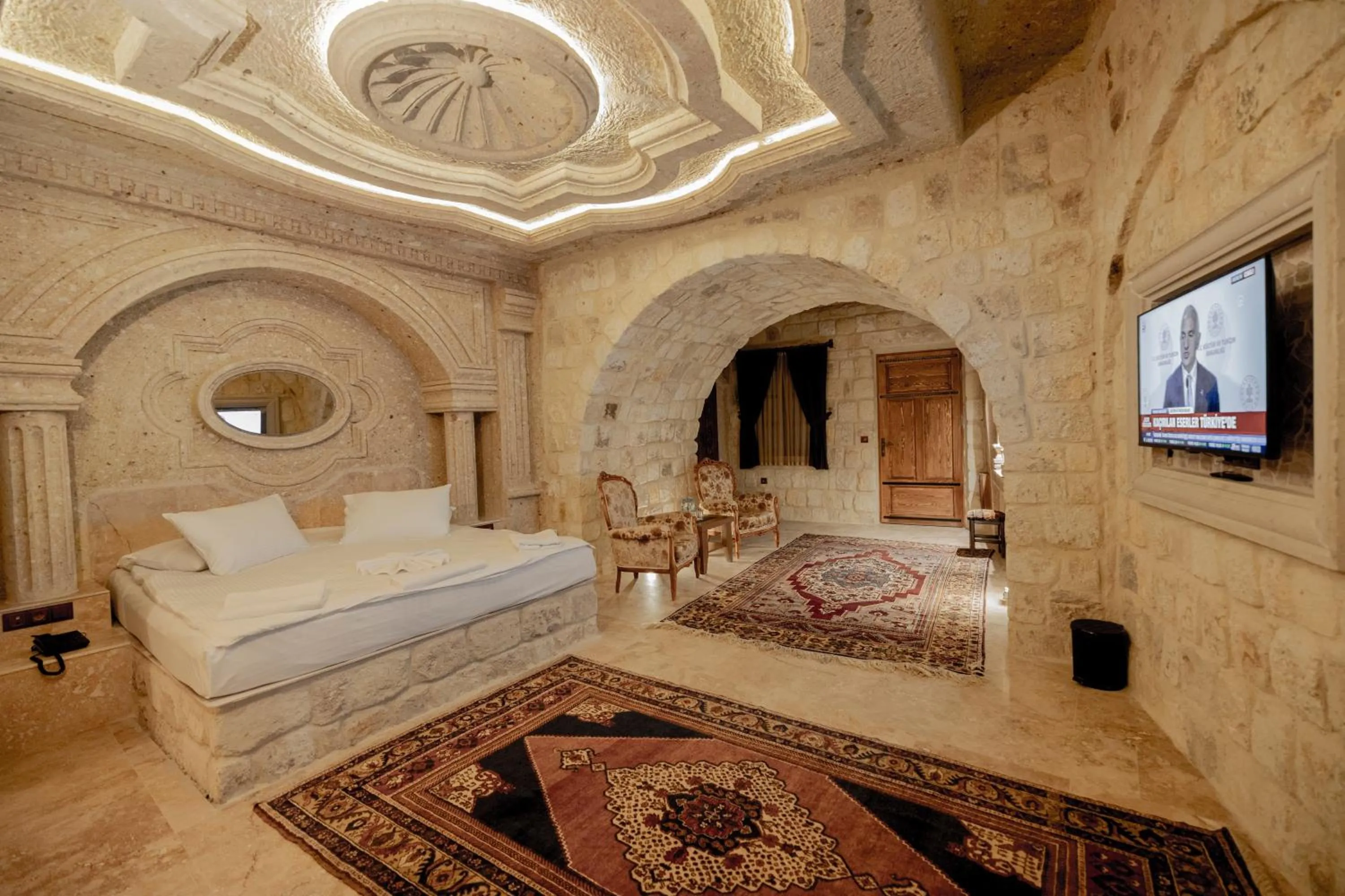 Bed in Kemerhan Cave Suites