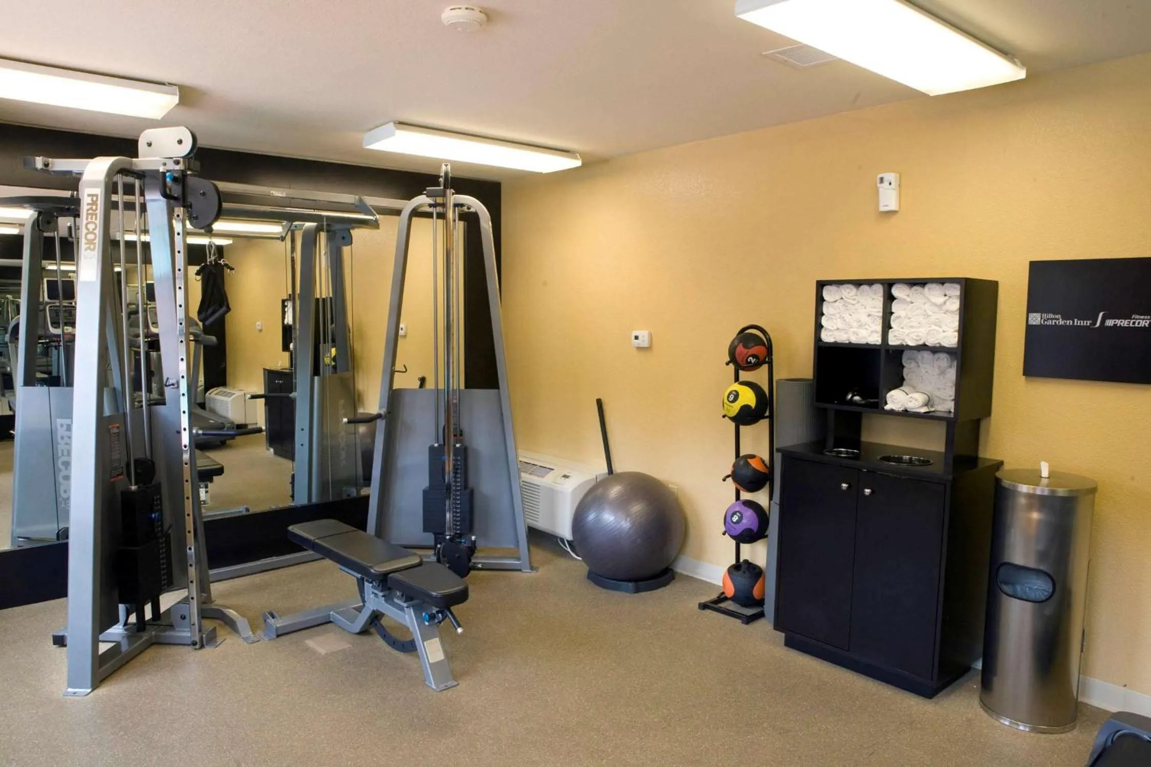 Fitness centre/facilities in Hilton Garden Inn Phoenix Airport