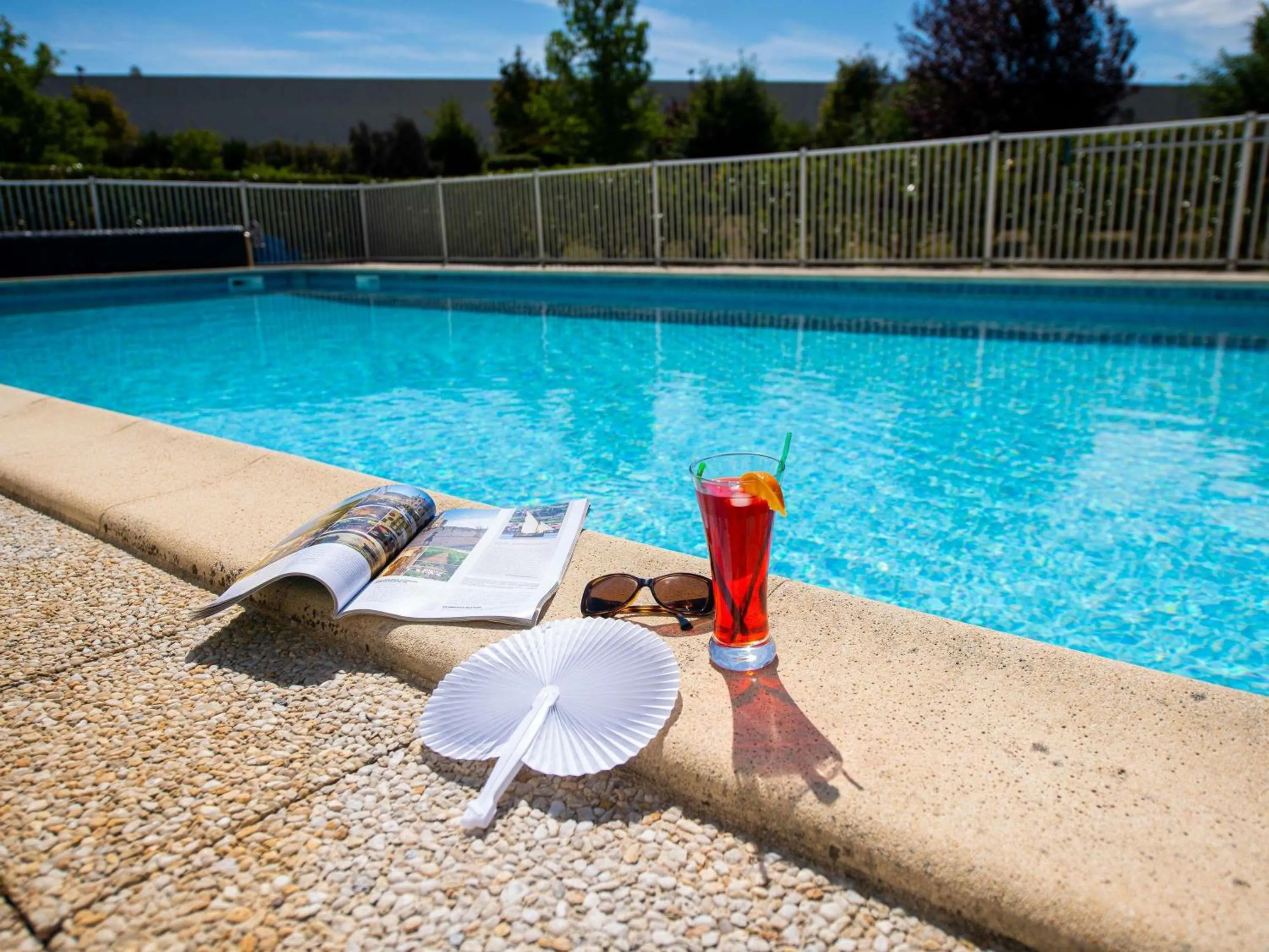 Pool view in ibis Styles Gien