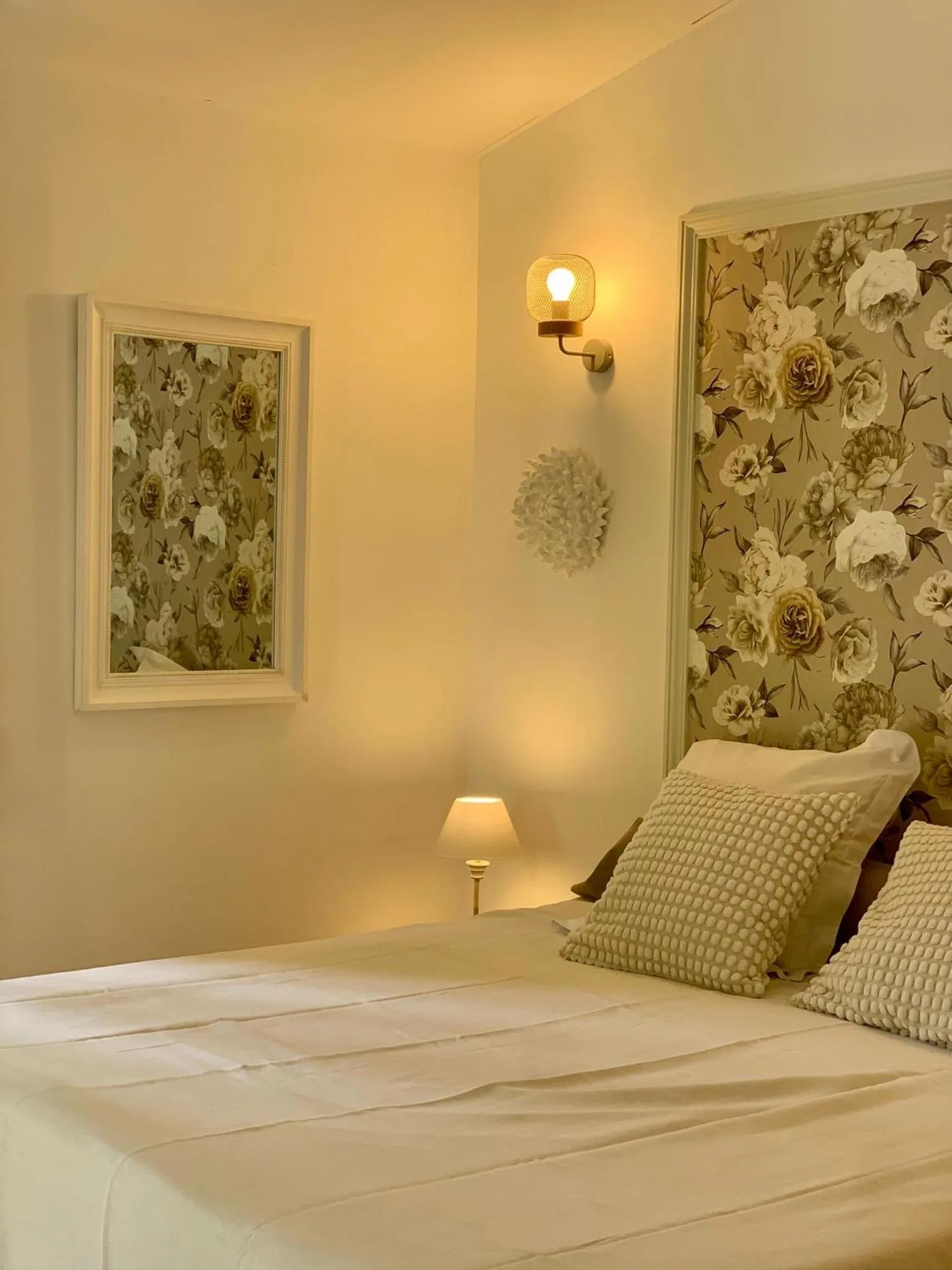 Bedroom, Bed in Le Pavillon Vert - B&B