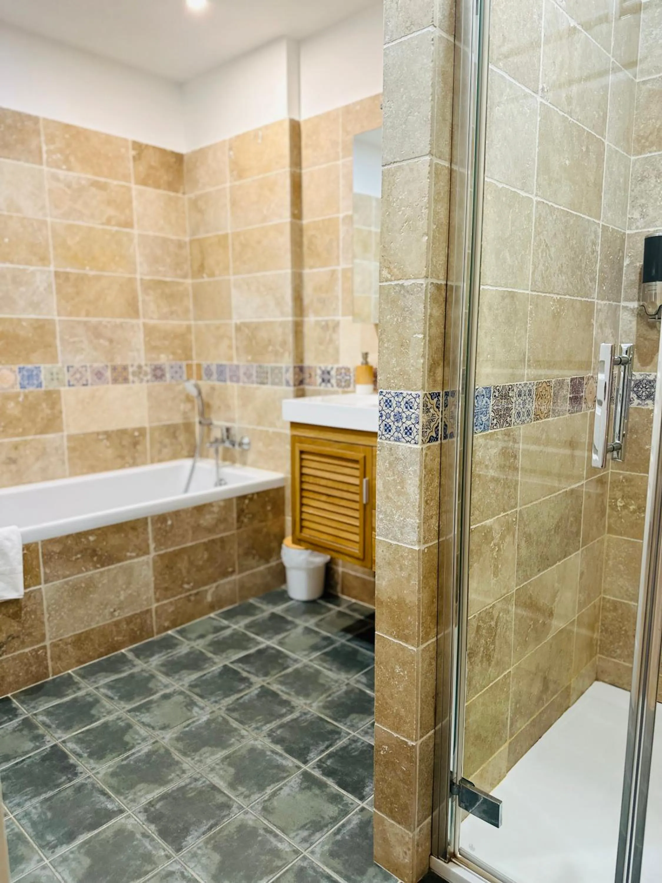 Shower in Le Pavillon Vert - B&B