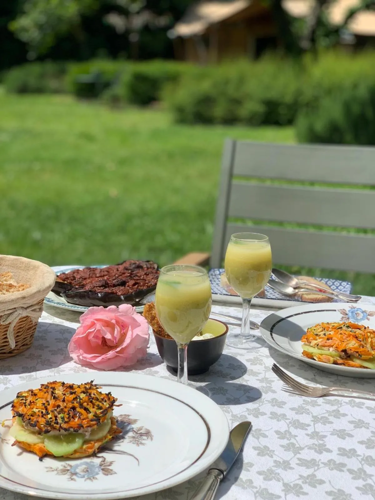 Meals in Le Pavillon Vert - B&B