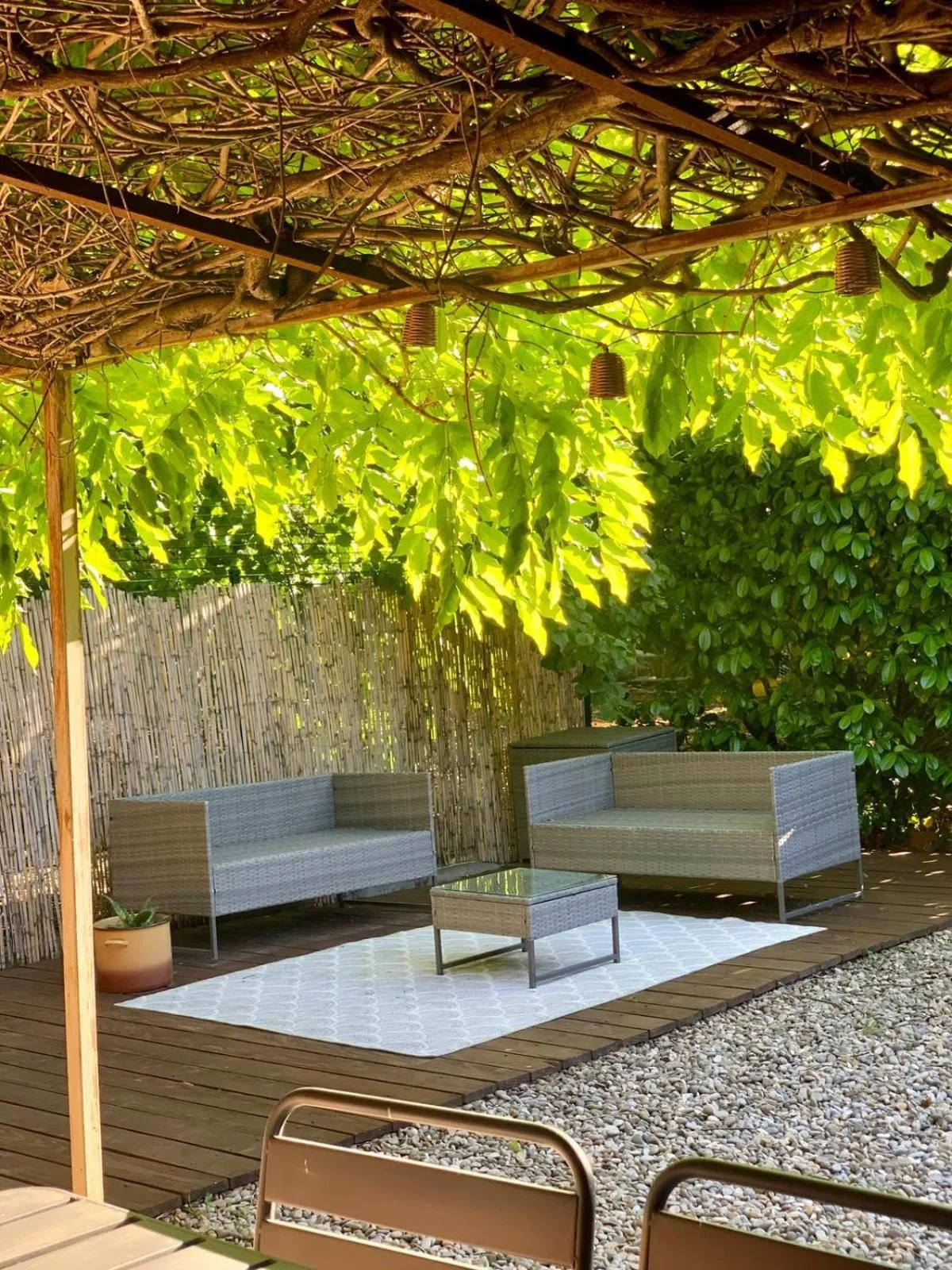 Patio in Le Pavillon Vert - B&B