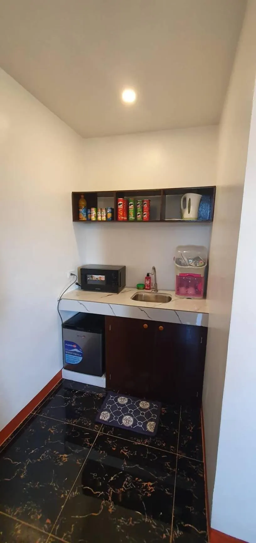 Kitchen or kitchenette in West Atlantic Inn