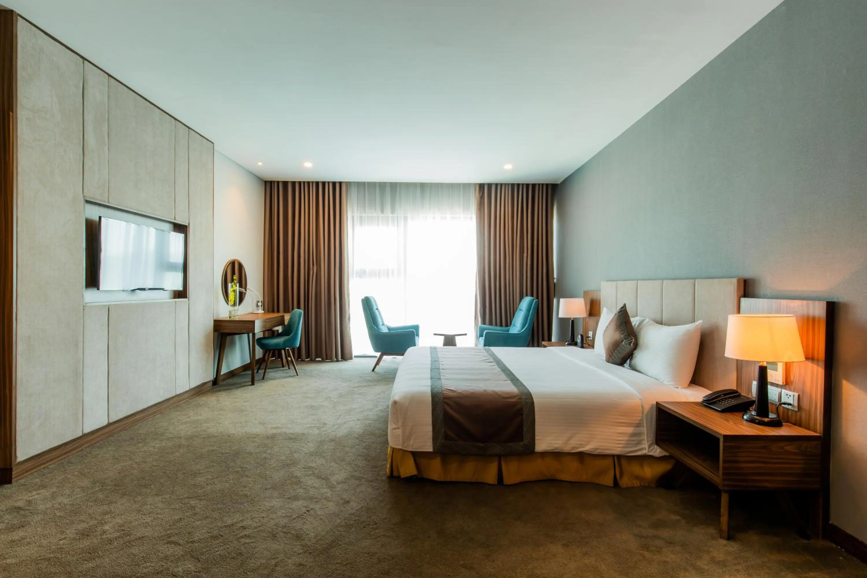 Bedroom, Bed in Muong Thanh Luxury Vien Trieu Nha Trang