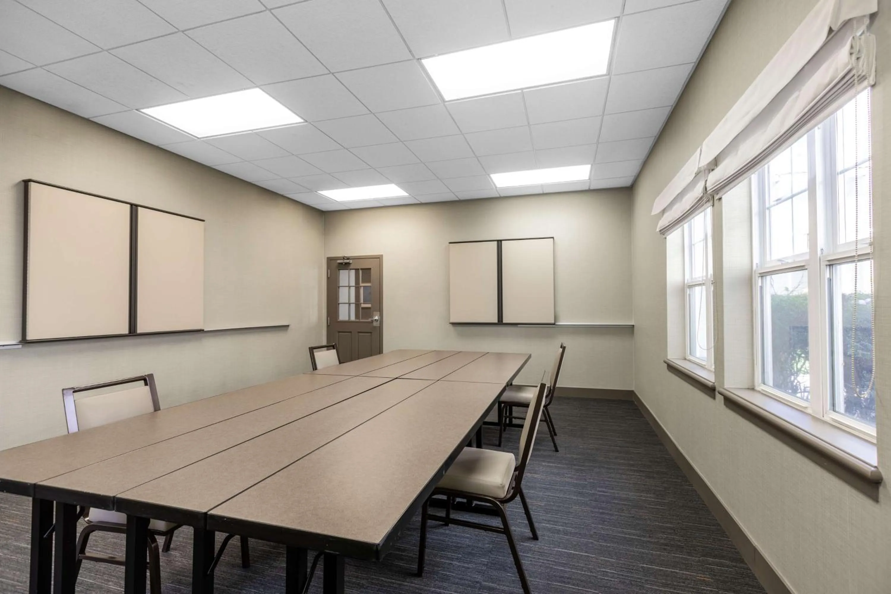 Meeting/conference room in Homewood Suites by Hilton Newark Fremont