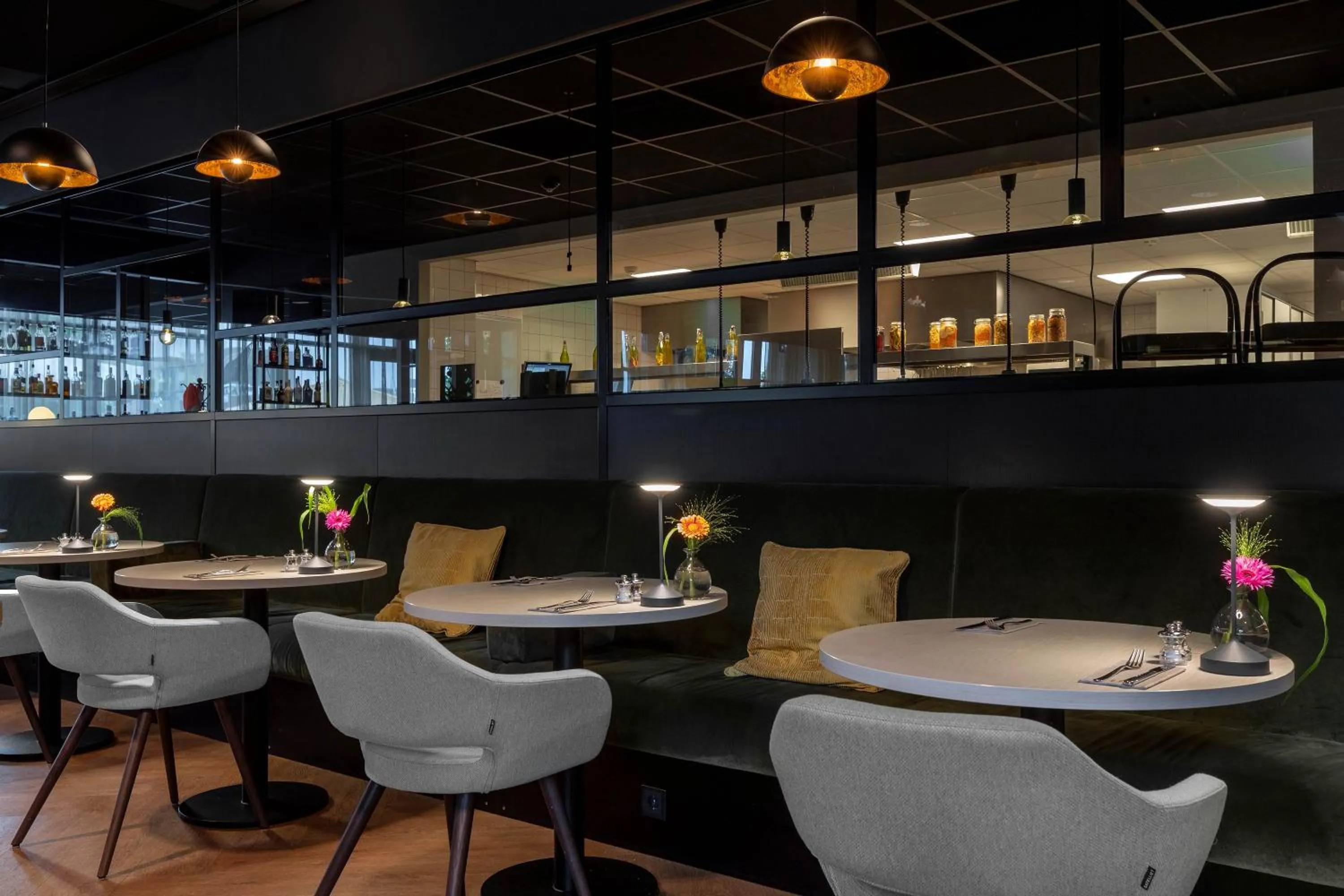 Restaurant/places to eat in U Parkhotel