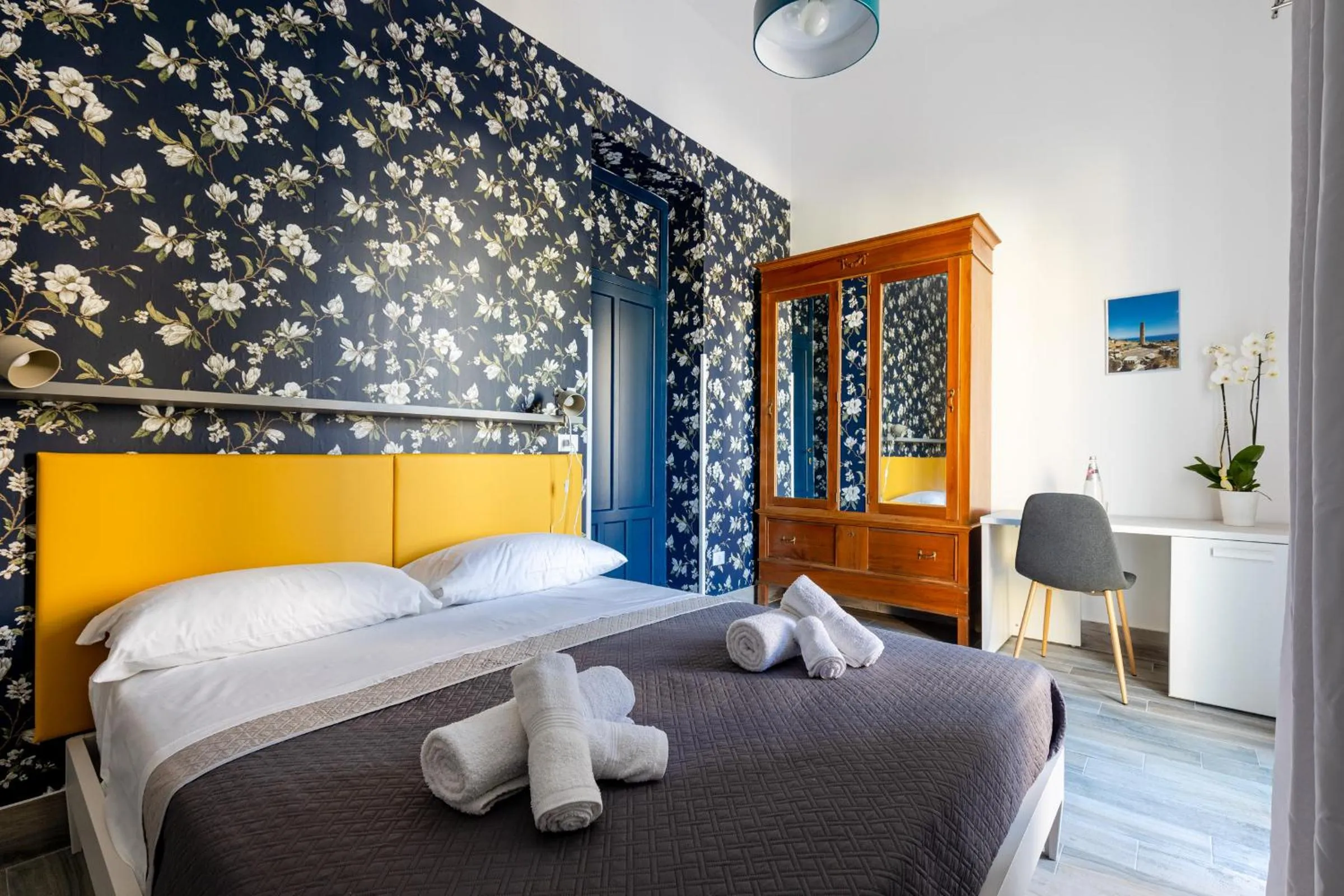 Bed in Villa Edera Rental Room