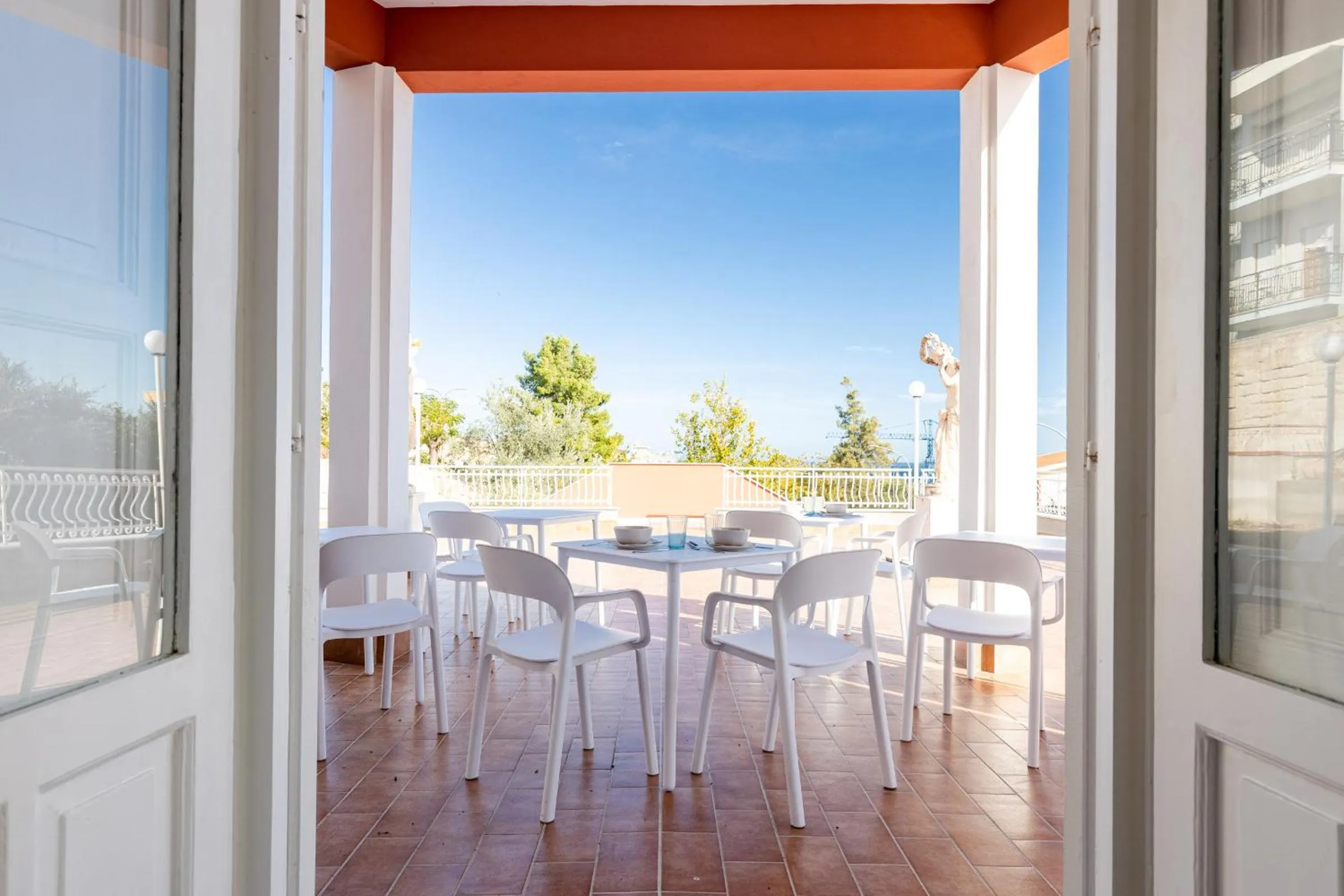 Patio in Villa Edera Rental Room