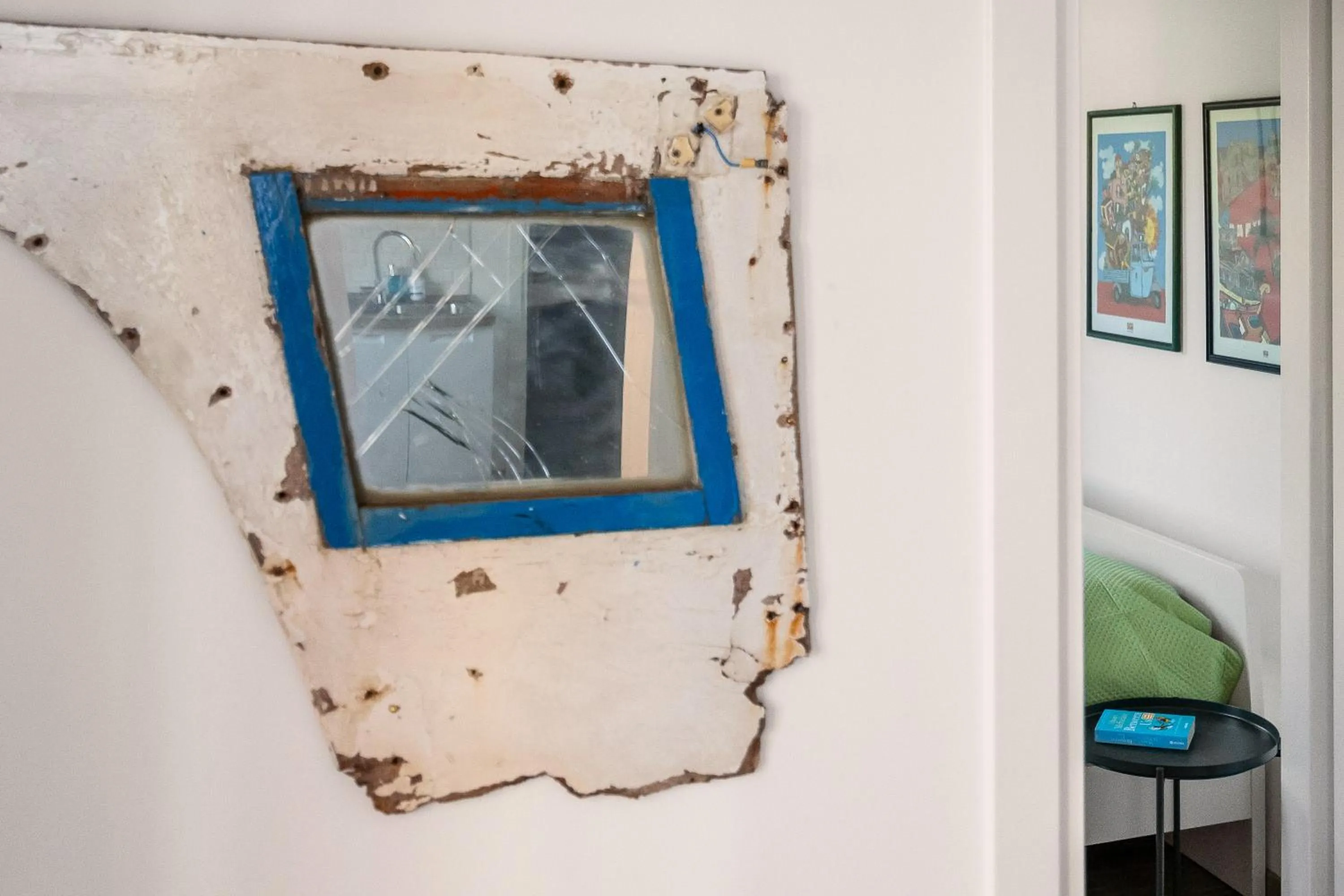 Decorative detail in Villa Edera Rental Room