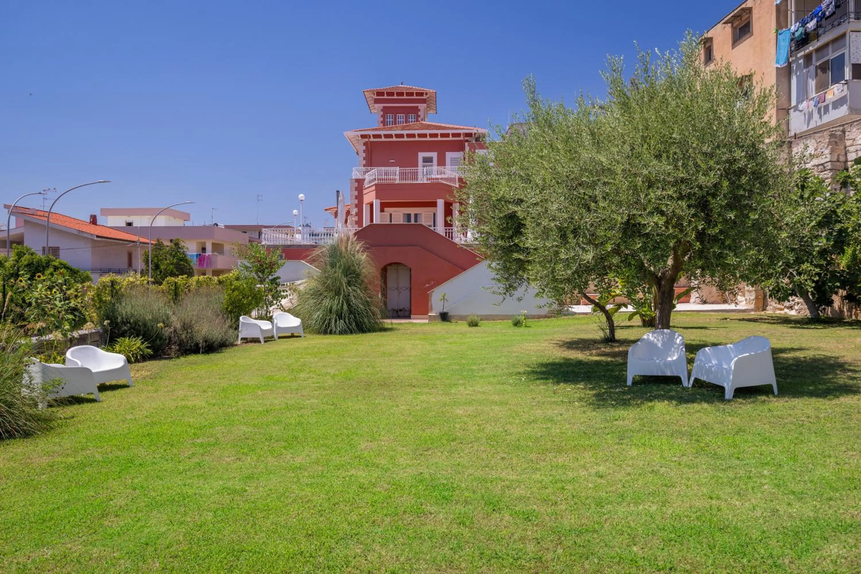 Garden in Villa Edera Rental Room