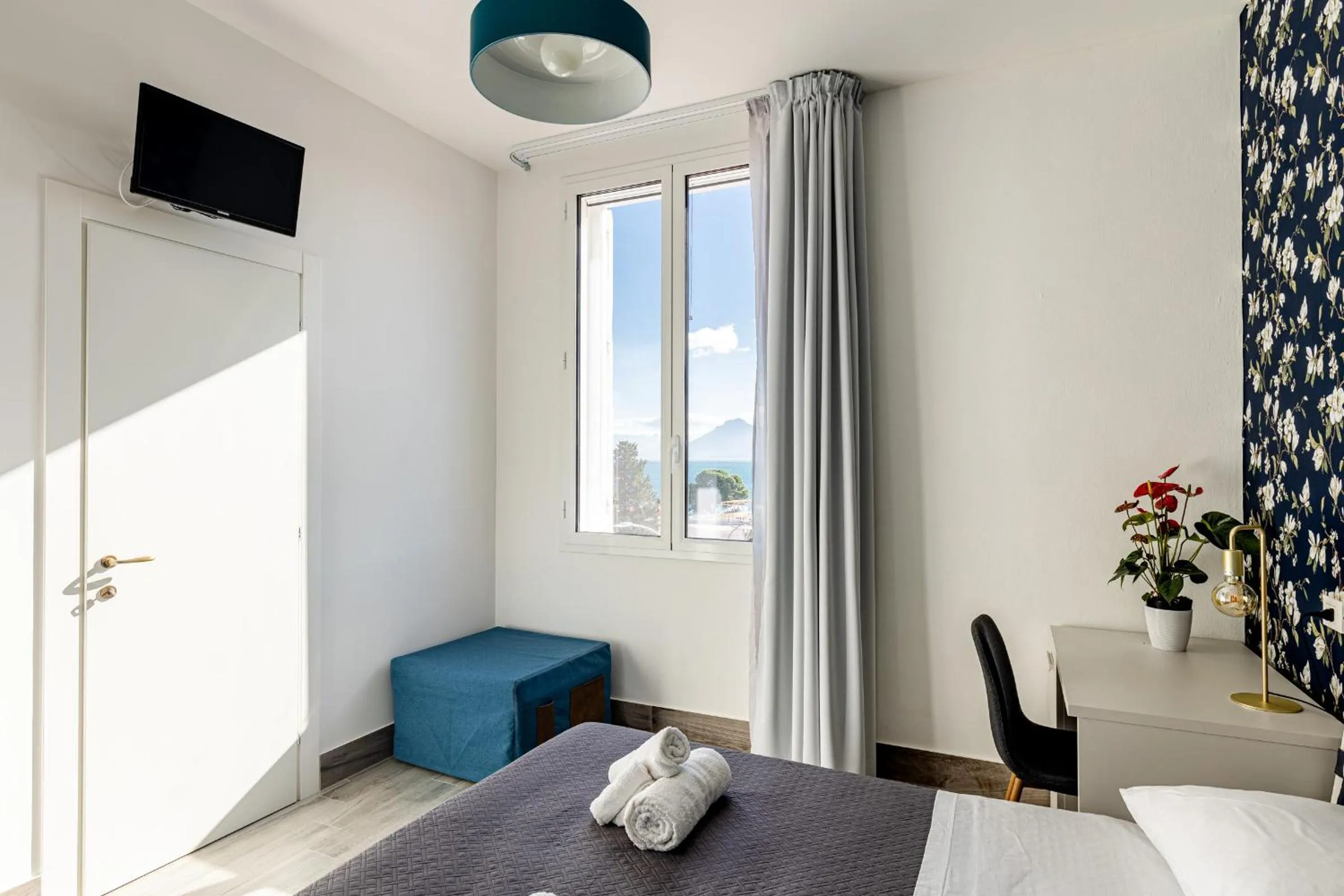 Bed in Villa Edera Rental Room