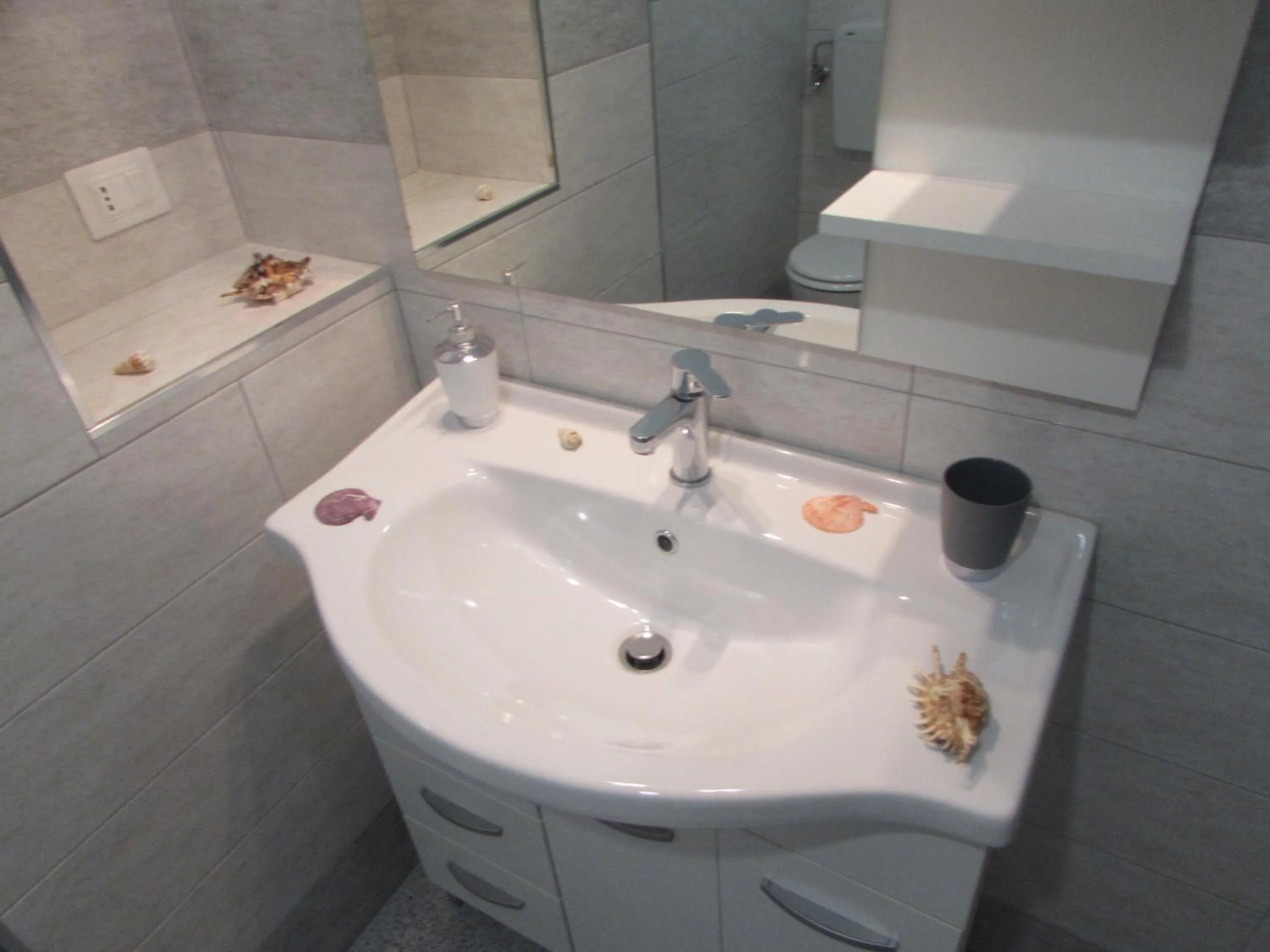 Bathroom in Living Piraino case vacanze