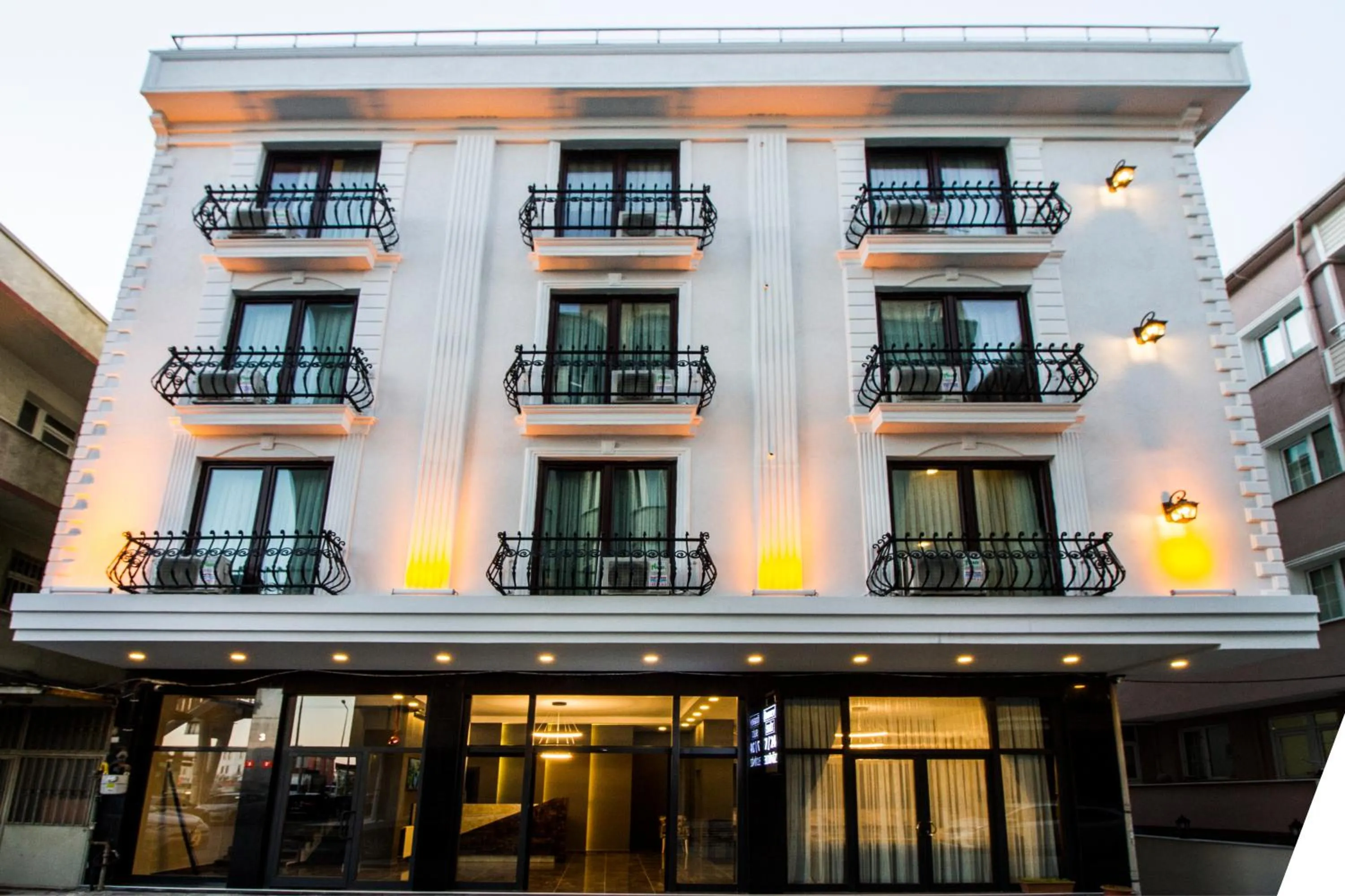 Property building in Hit Suites Avcilar Hotel
