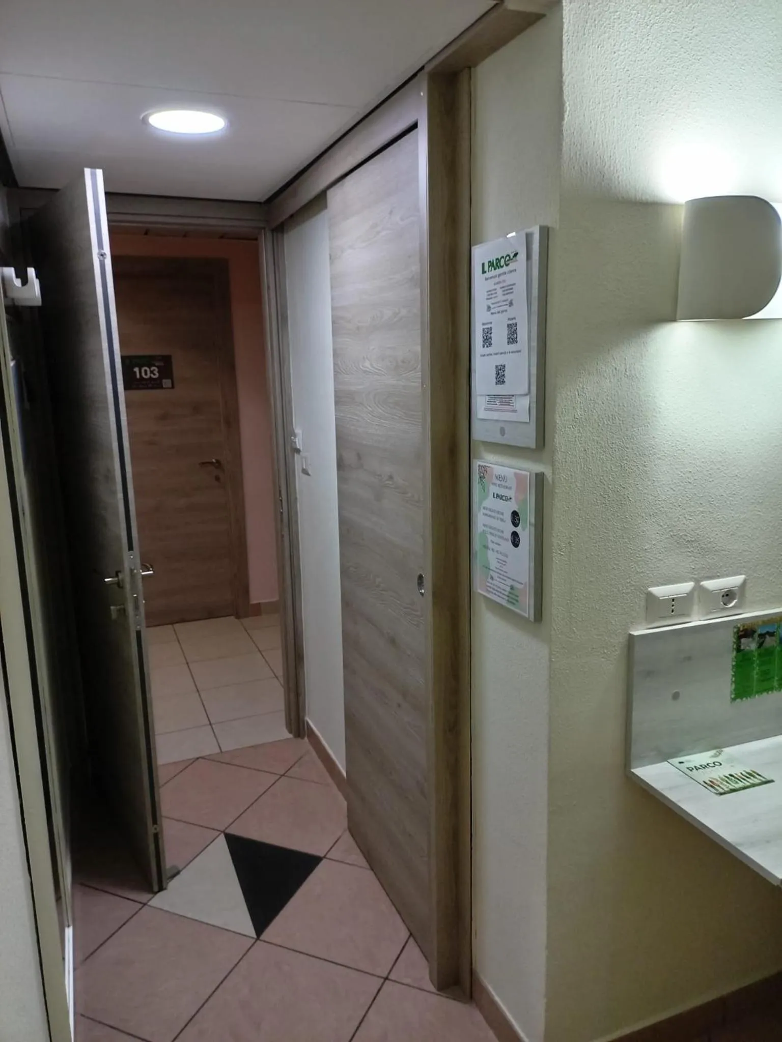 Bathroom in HOTEL IL PARCO - Parking Free & Restaurant - Hotel