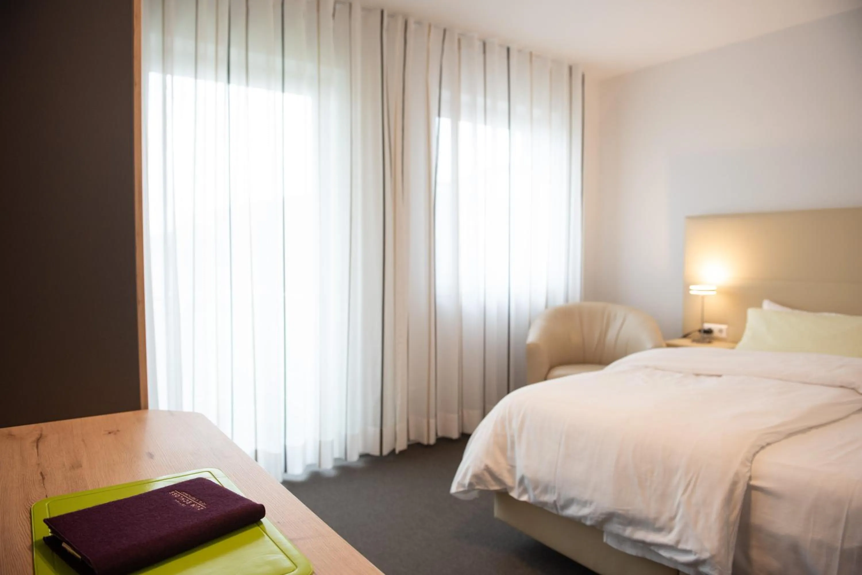 Bed in Apartments Amtzell, Selbst-Check-in