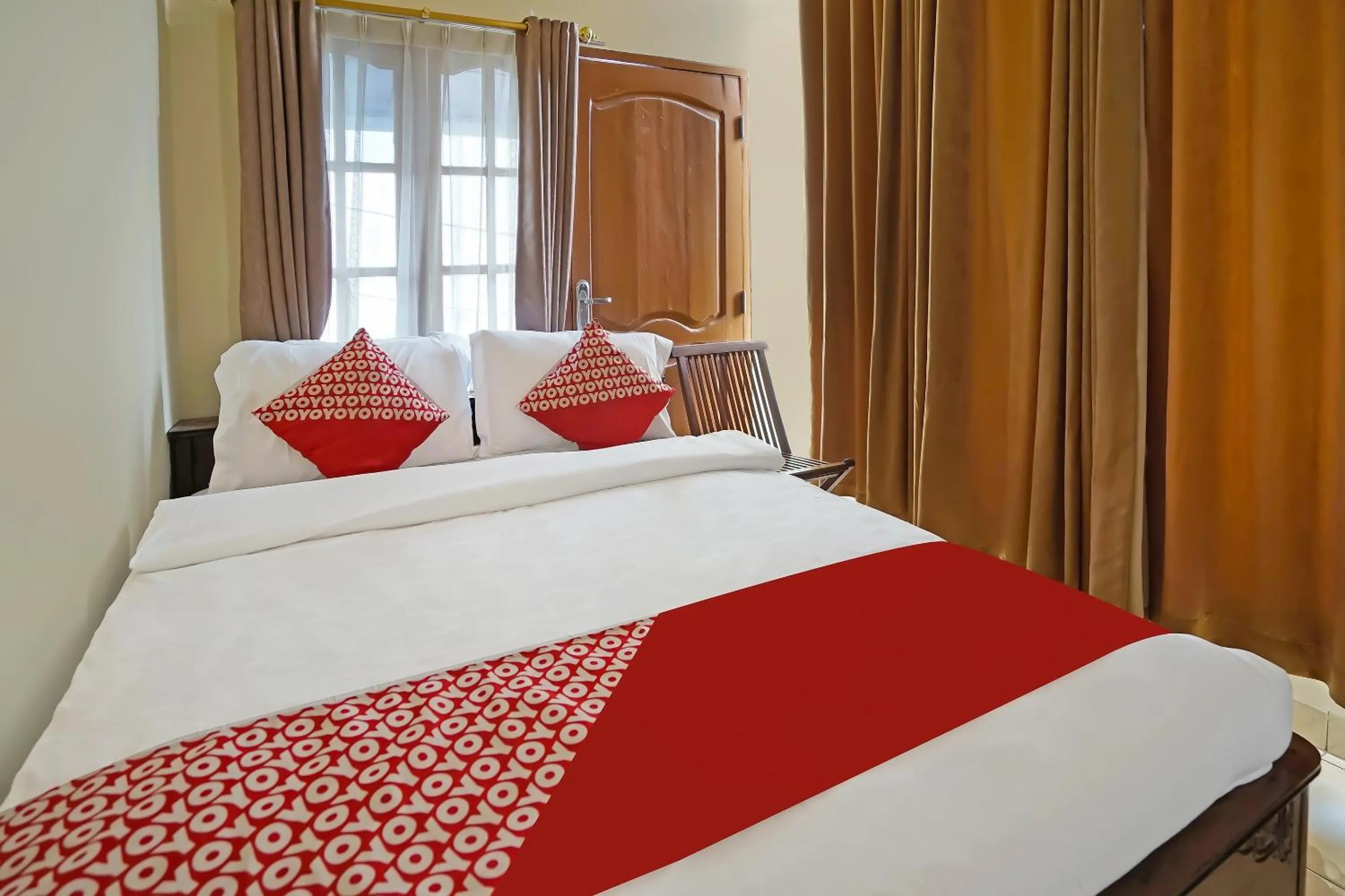 Bedroom, Bed in Hotel O Wisma Empat Lima Syariah