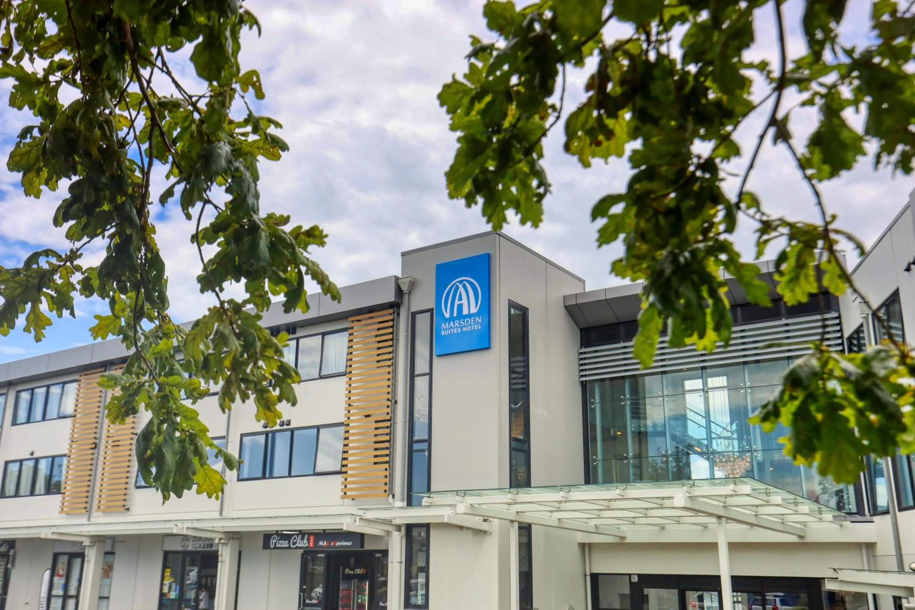 Property building in Marsden Suites Albany