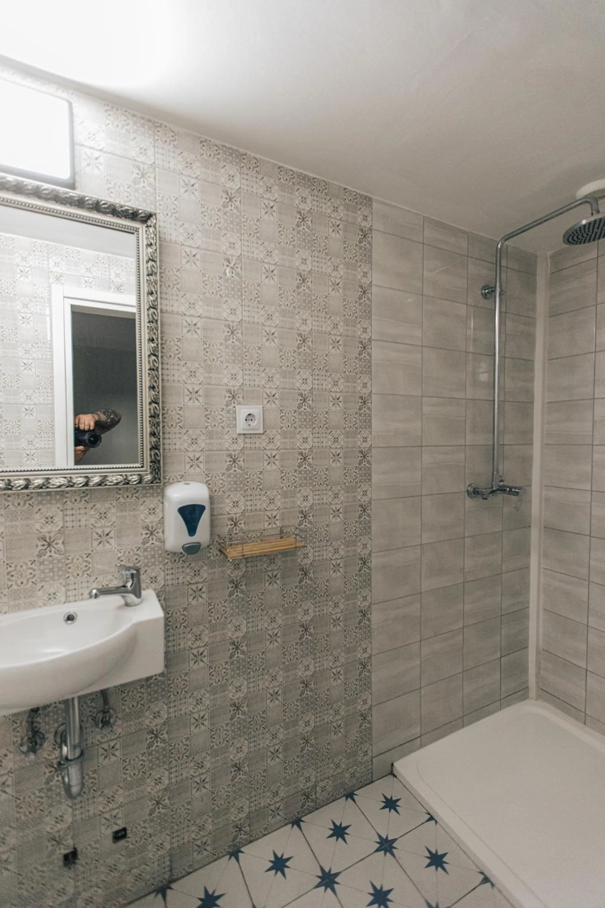 Twin Room in Palmers Lodge Hostel