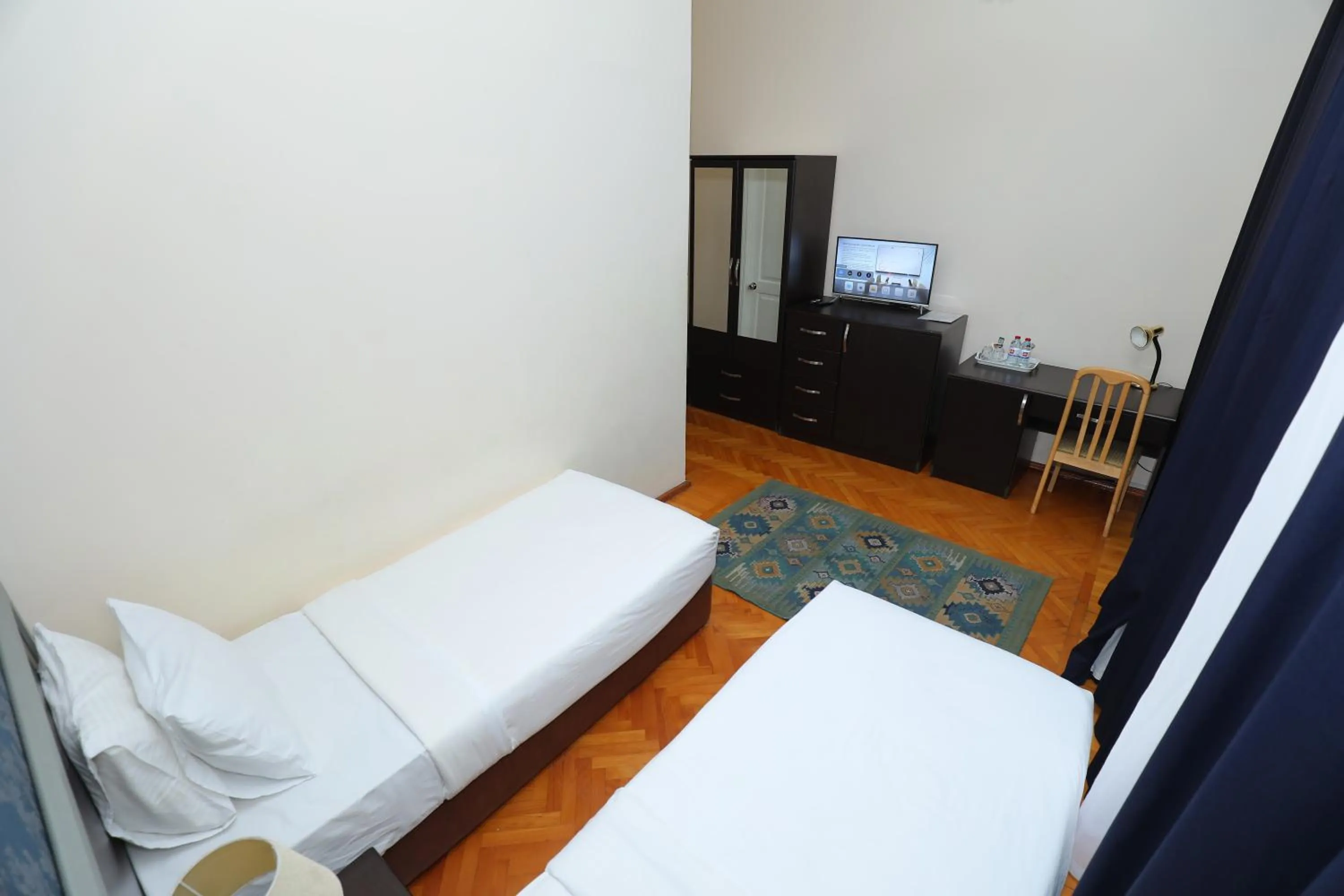 Bedroom, Bed in Azcot Hotel - Nizami Street