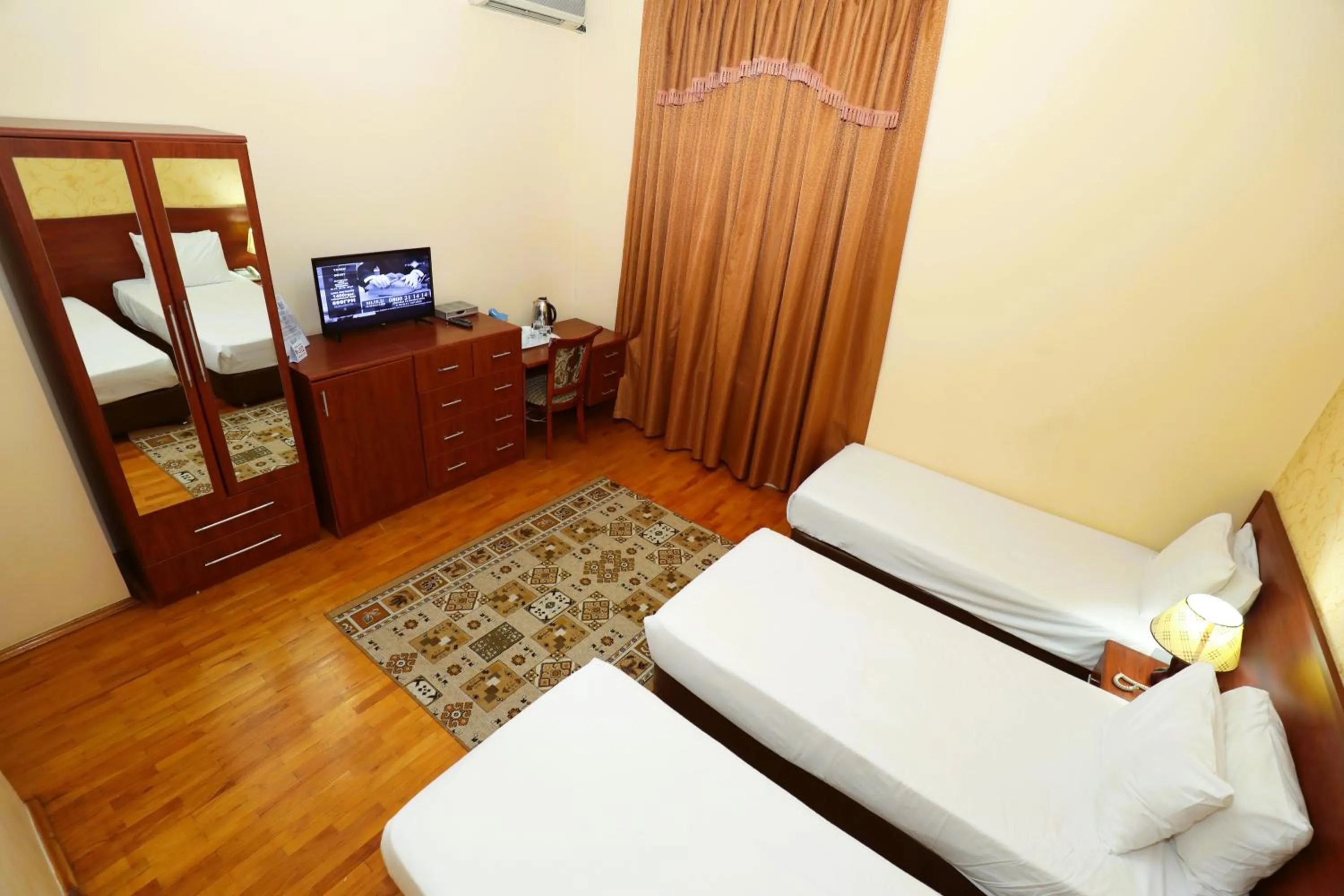 Bed in Azcot Hotel - Nizami Street