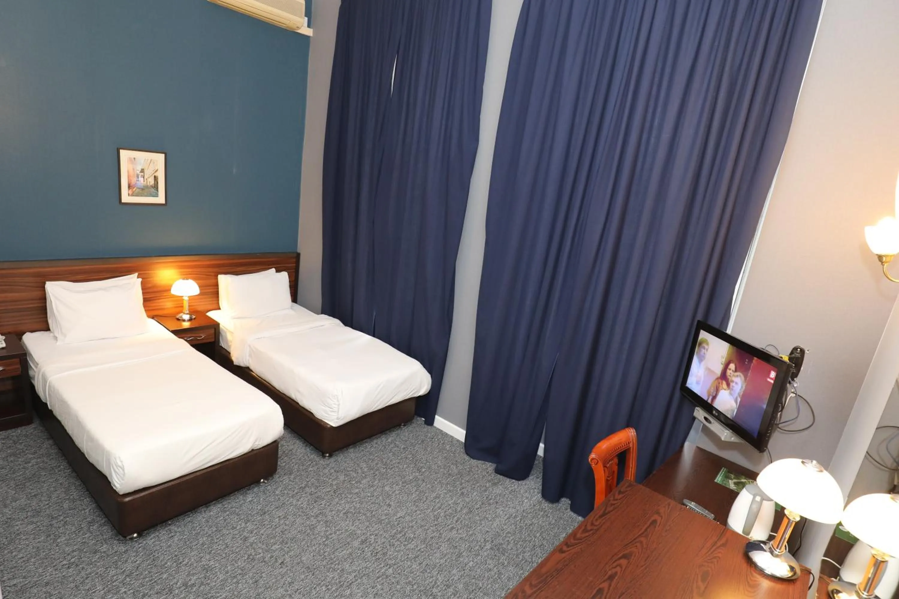 Bedroom, Bed in Azcot Hotel - Nizami Street