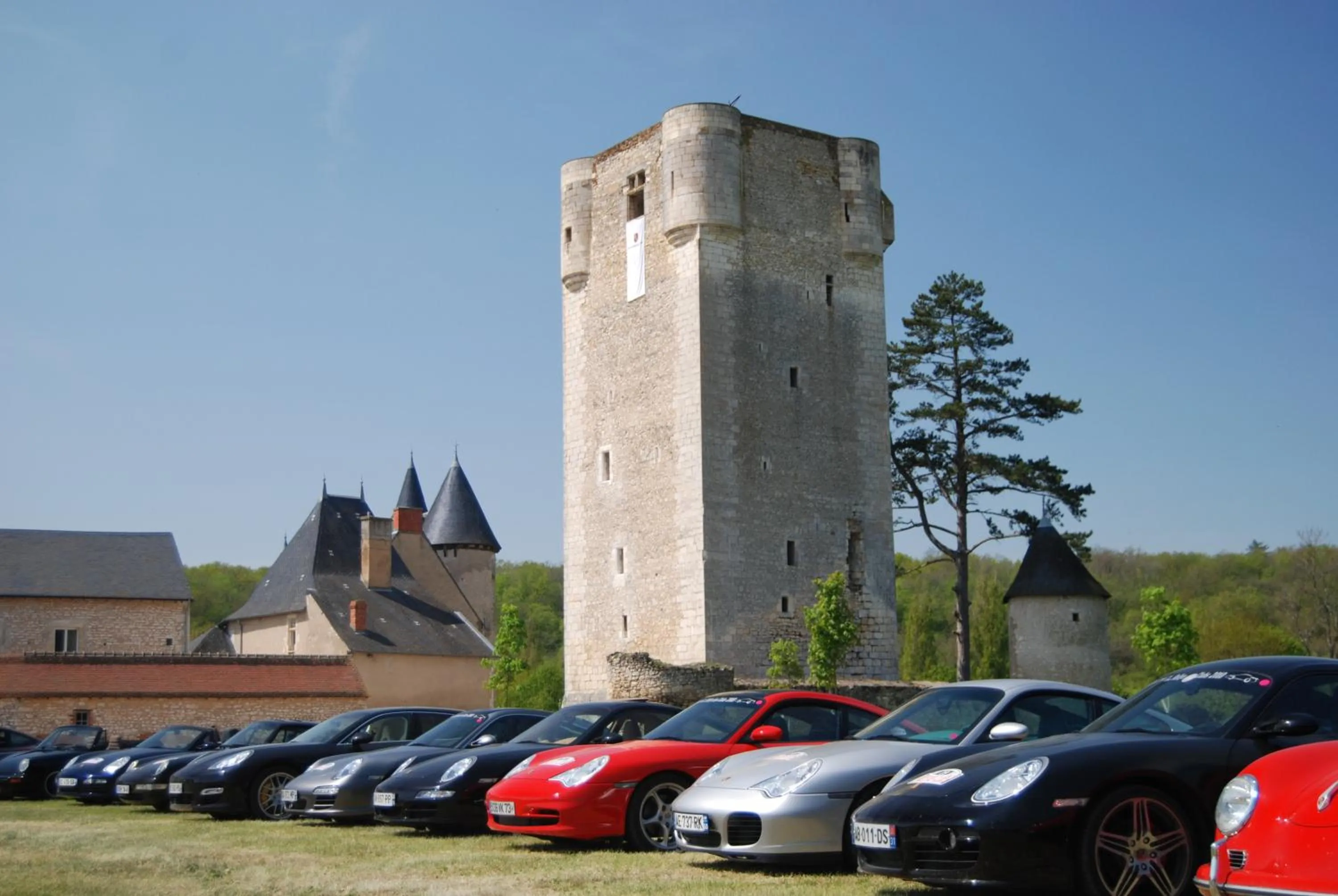 Landmark view in Château de Mazières