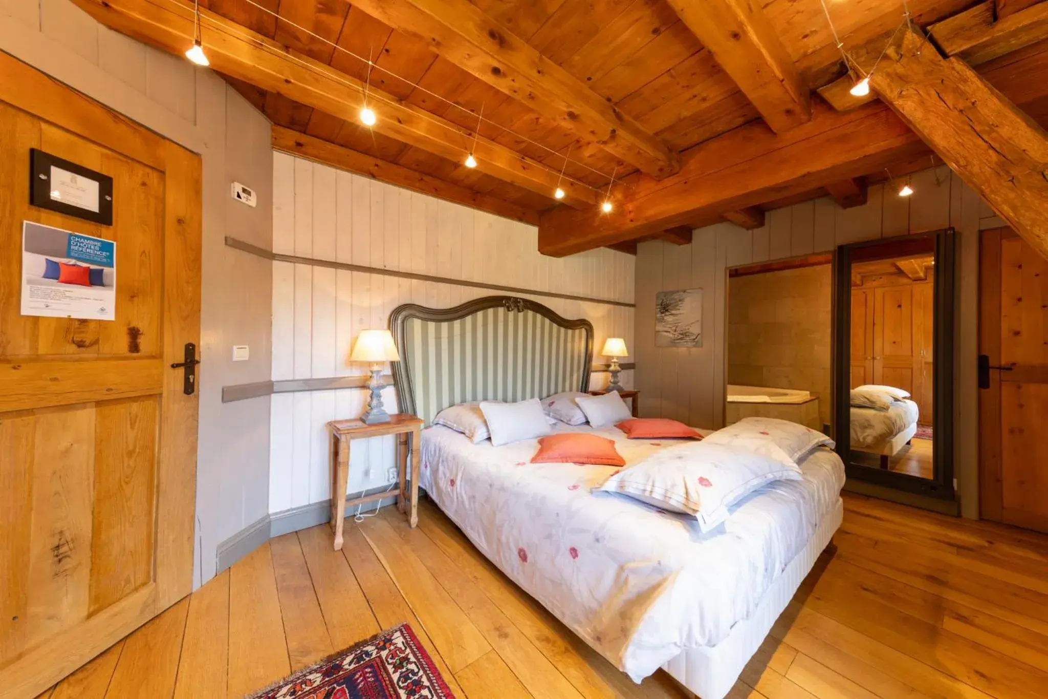 Double Room with Pool View in Château de Mazières Double Room with Pool View in Château de Mazières