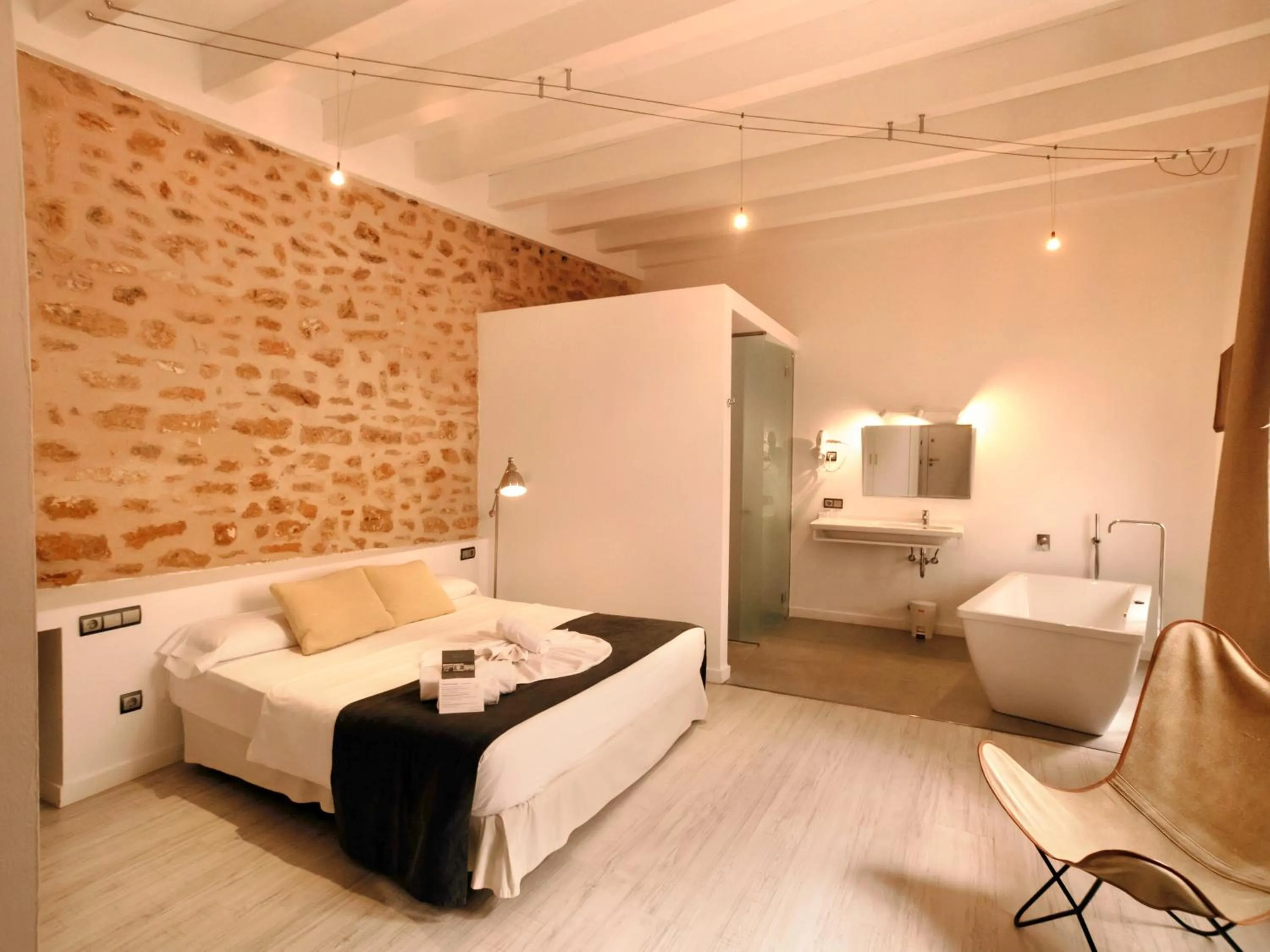 Bedroom, Bed in Alcudia Petit - Turismo de Interior