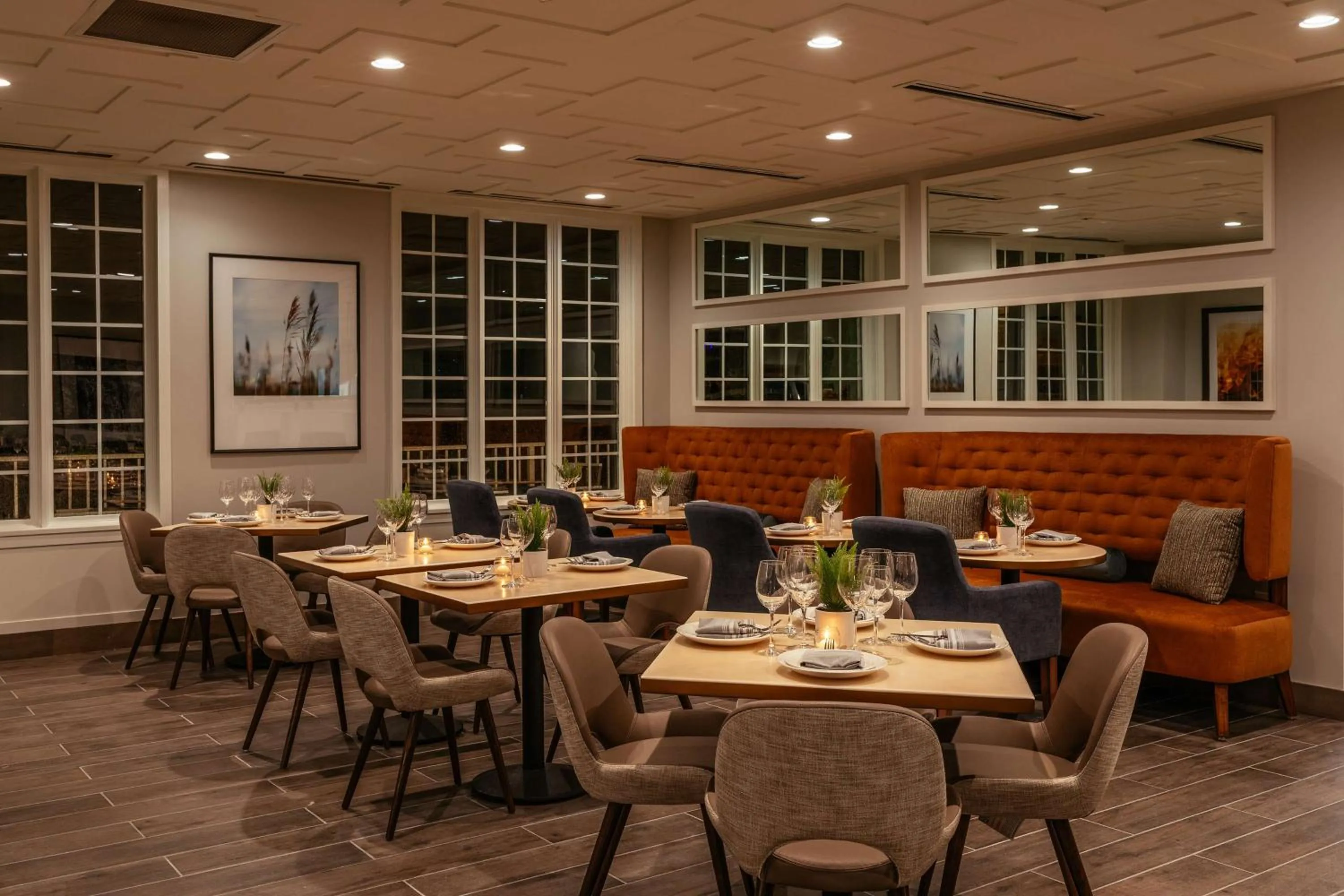 Restaurant/places to eat in Somerset Hills Hotel, Tapestry Collection by Hilton