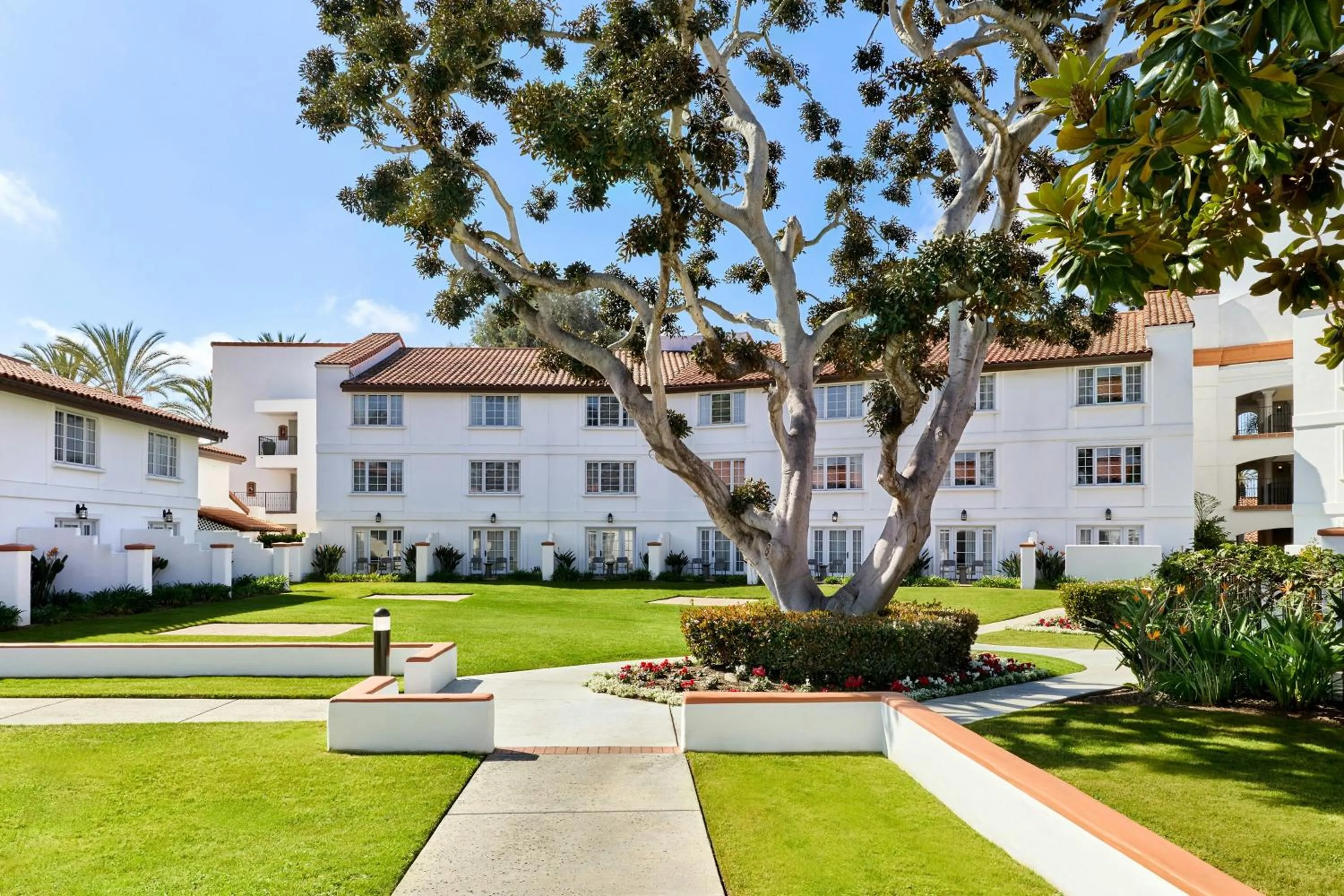 Inner courtyard view in Omni La Costa Resort & Spa Carlsbad